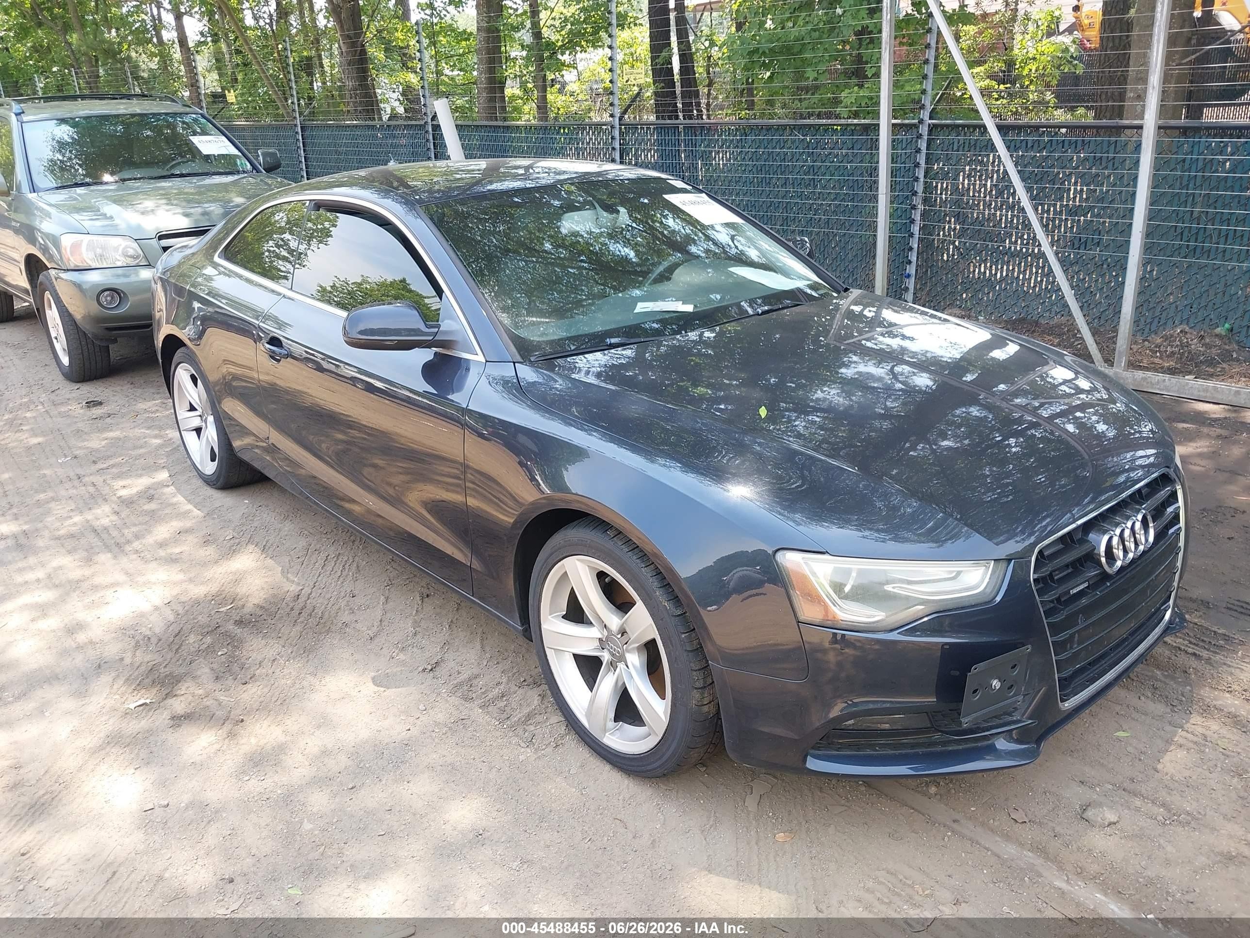 2014 Audi A5 Premium, VIN WAUCFAFR8EA043443 — Электрика