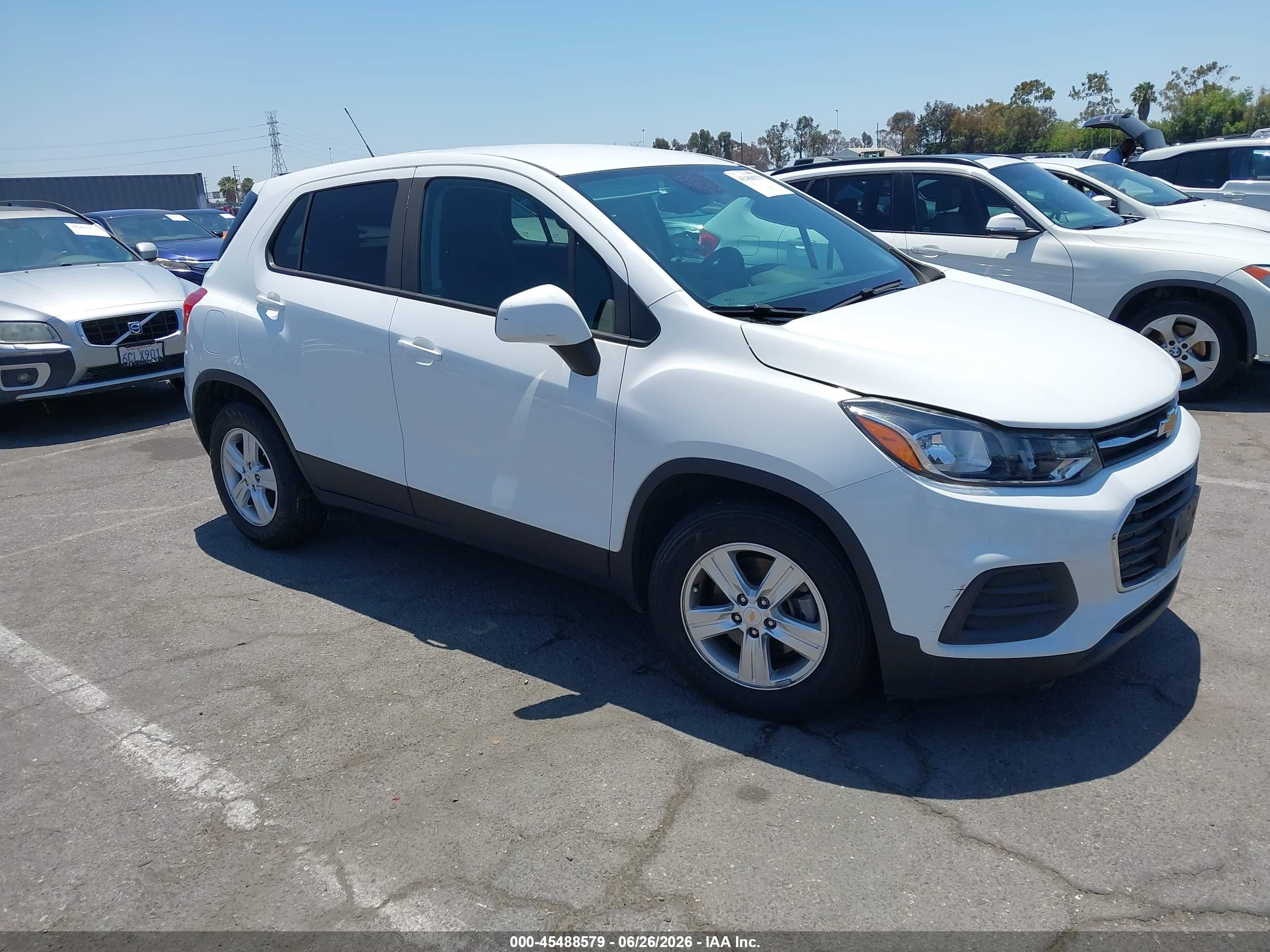 2020 Chevrolet Trax LS, VIN KL7CJKSB9LB060000 — Not stated