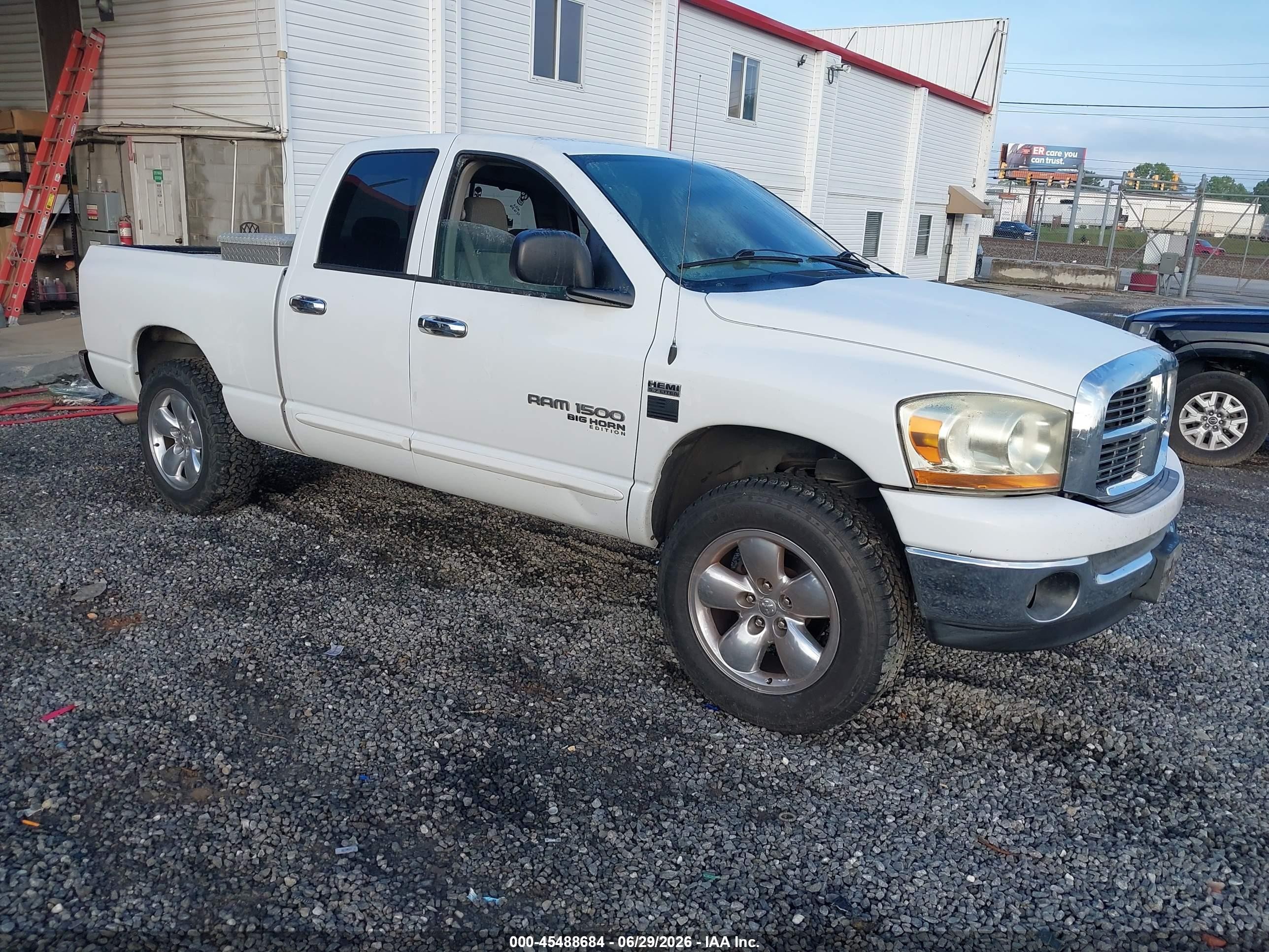 2006 Dodge 1500 SLT, VIN 1D7HU18216S653488 — Engine fire