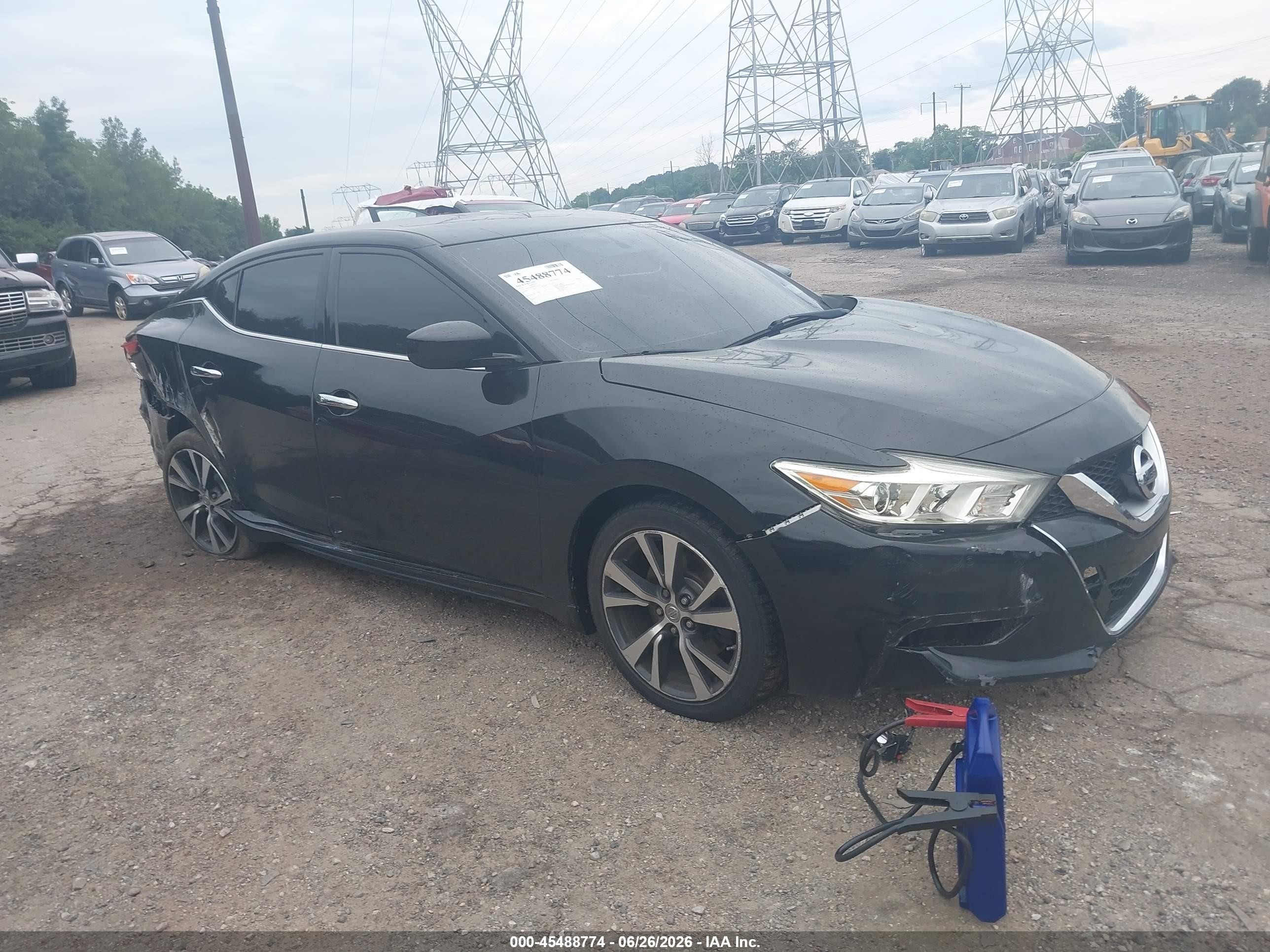 2017 Nissan Maxima S, VIN 1N4AA6AP1HC364251 — Бок