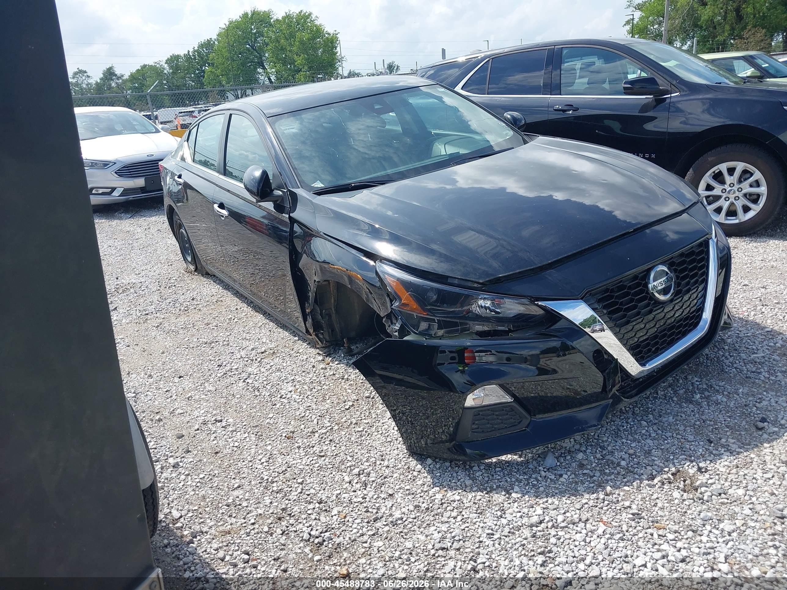 2022 Nissan Altima S, VIN 1N4BL4BV8NN387400 — Front end