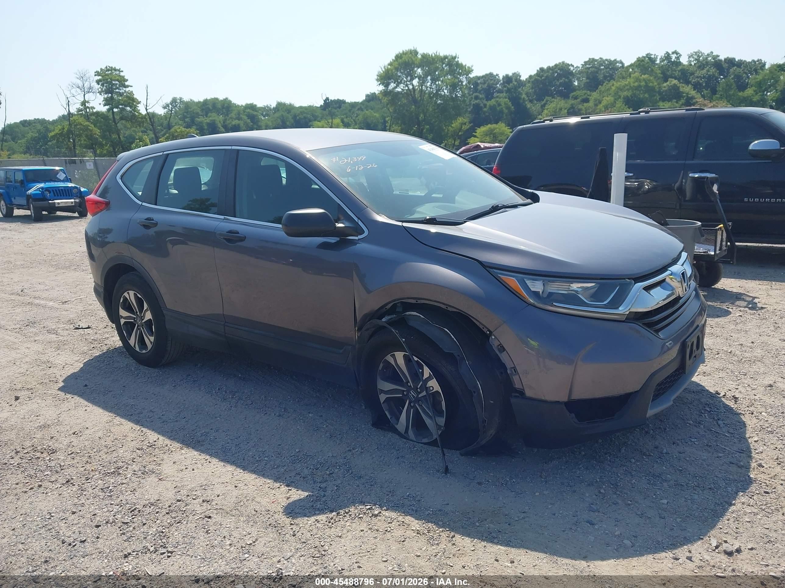 2018 Honda CR-V LX, VIN 2HKRW6H34JH232709 — Front end