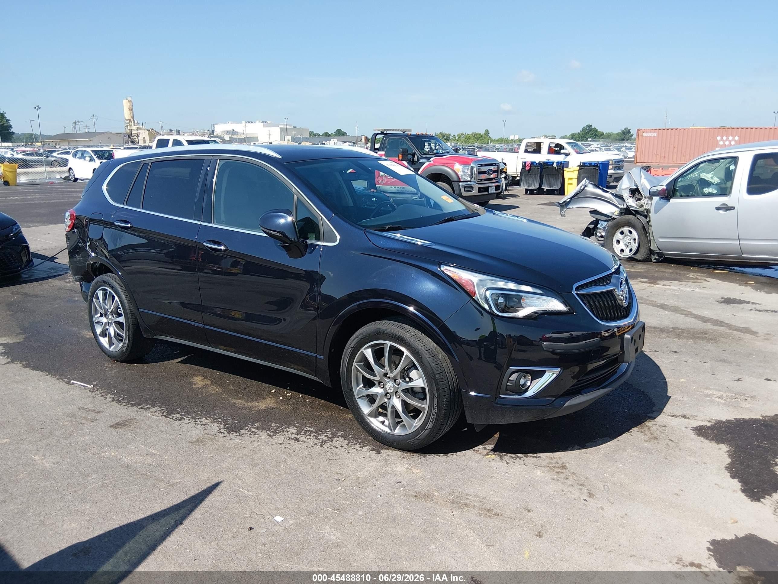 2020 Buick Envision Essence, VIN LRBFX2SA3LD164023 — Бок