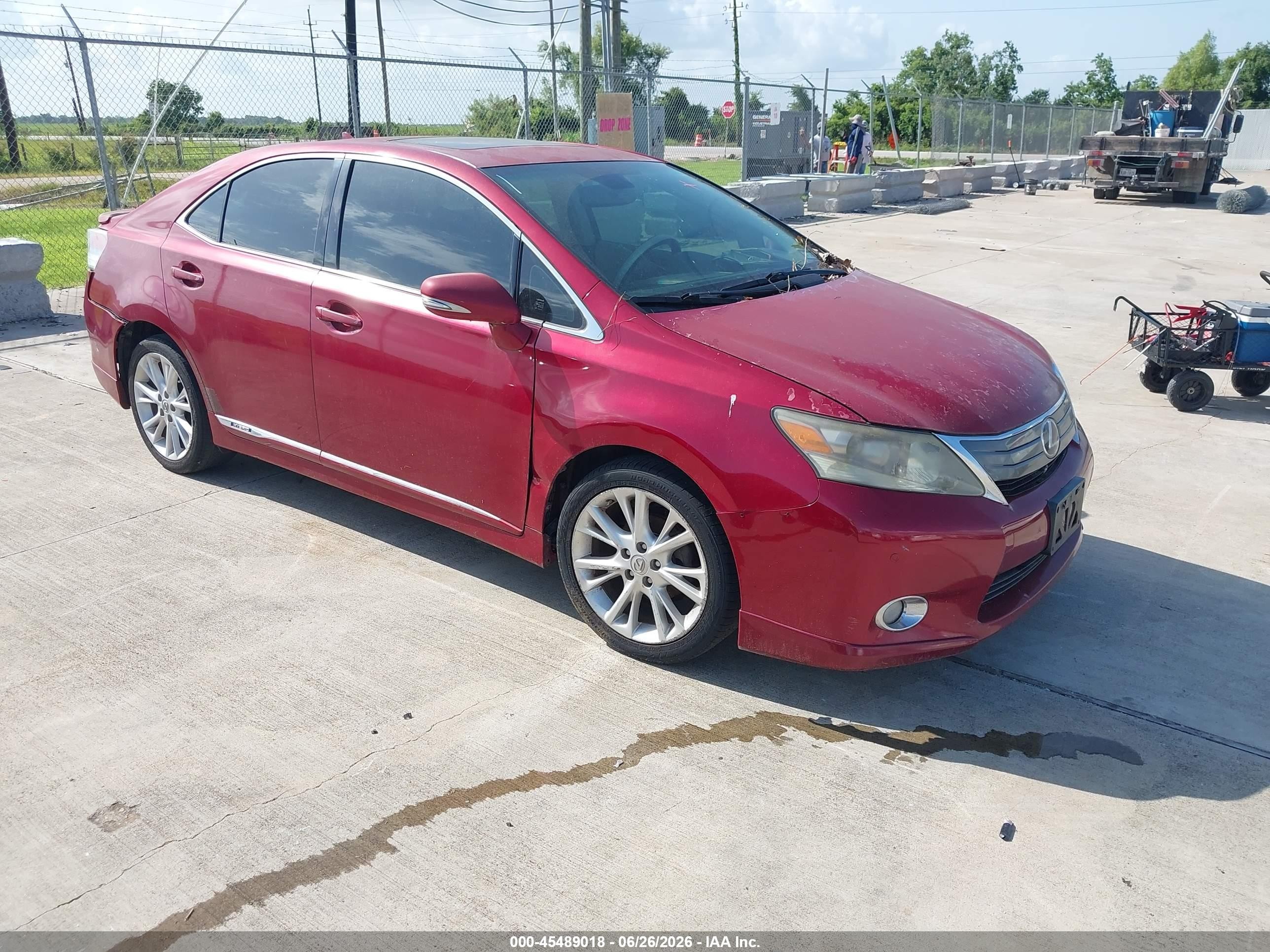 2010 Lexus HS 250h Premium, VIN JTHBB1BA4A2025454 — Normal wear