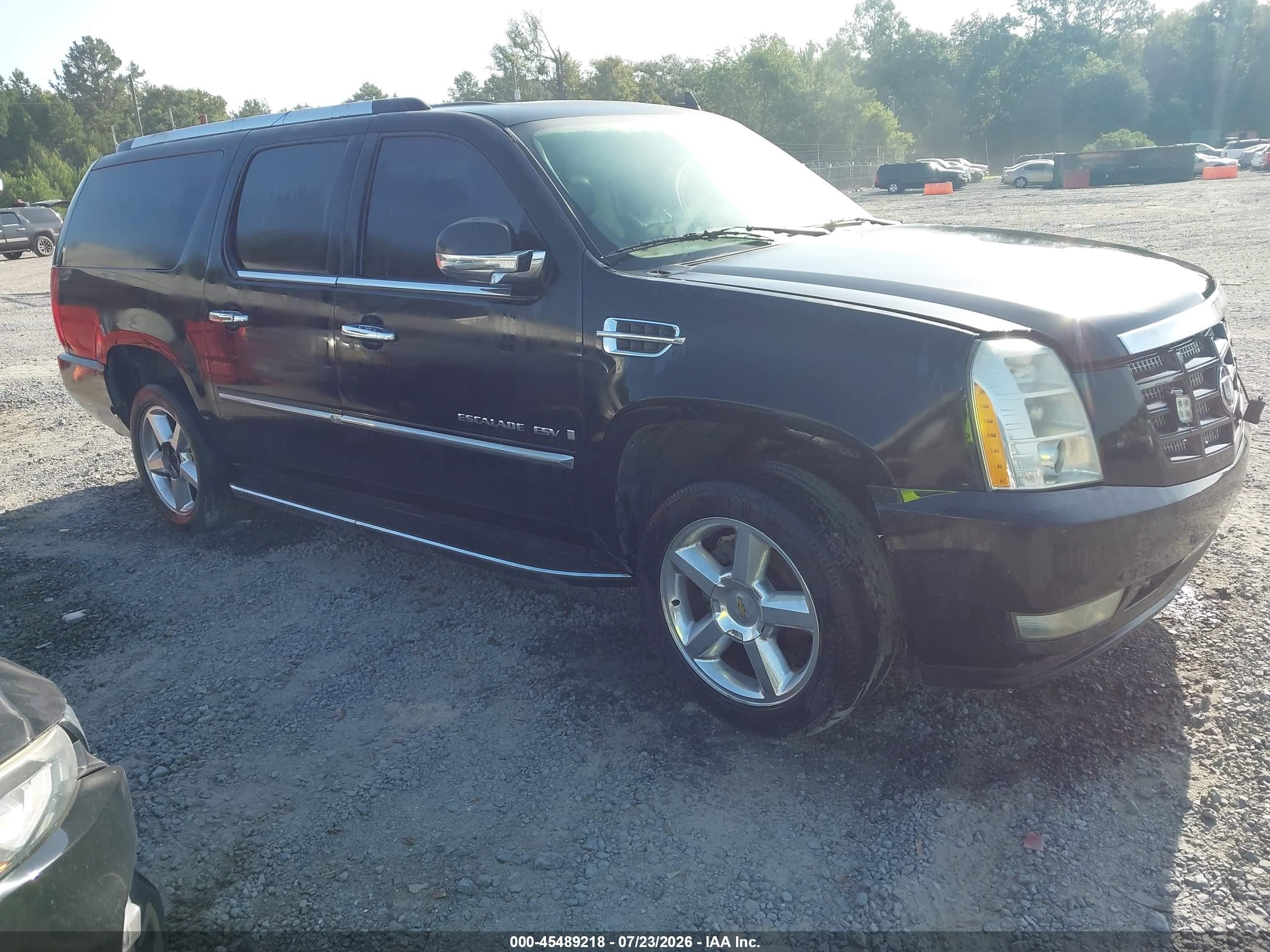 2007 Cadillac Escalade ESV, VIN 1GYFK66897R254021 — Normal wear