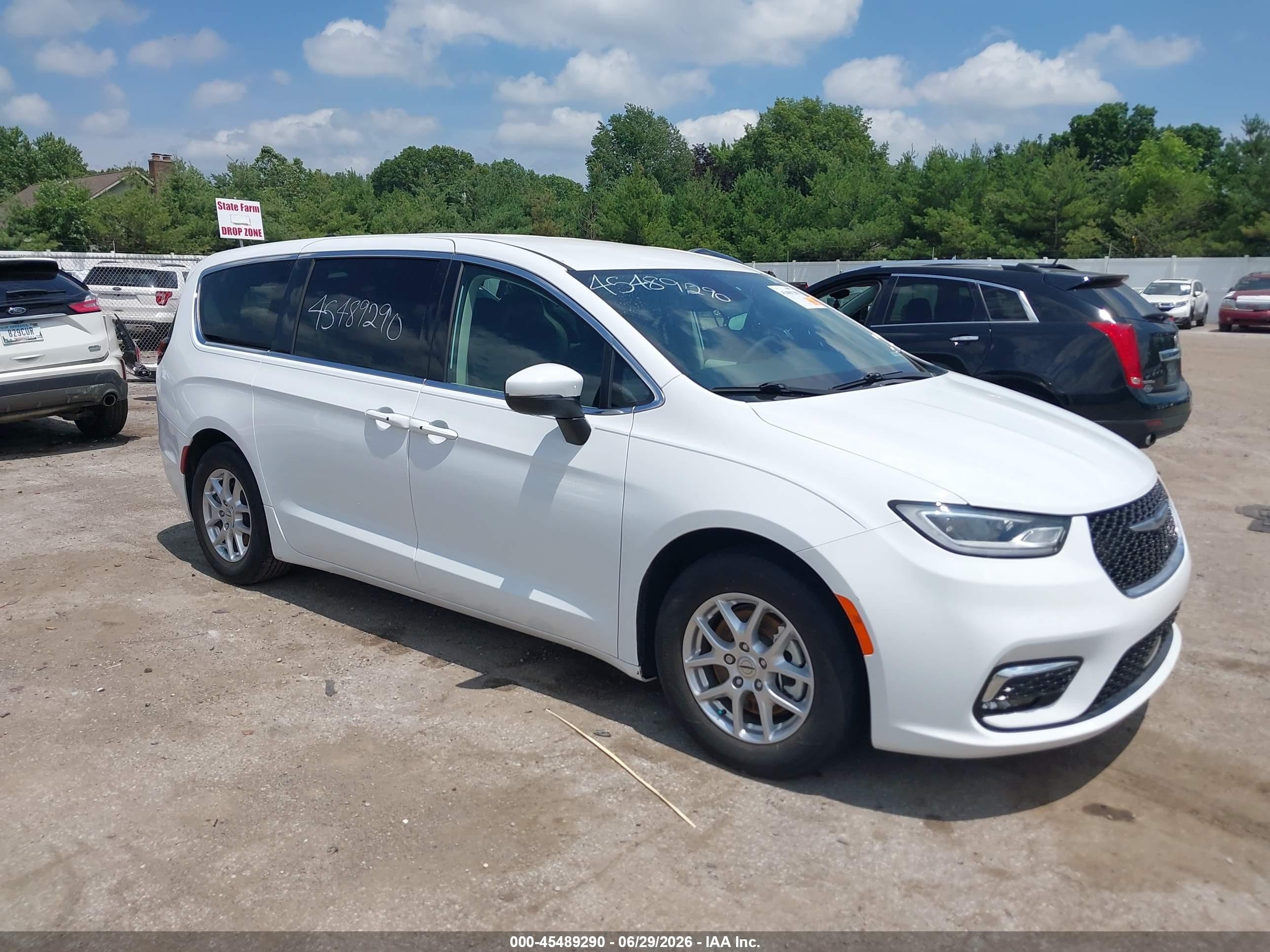 2023 Chrysler Pacifica Touring L, VIN 2C4RC1BG8PR508571 — Fresh water flood