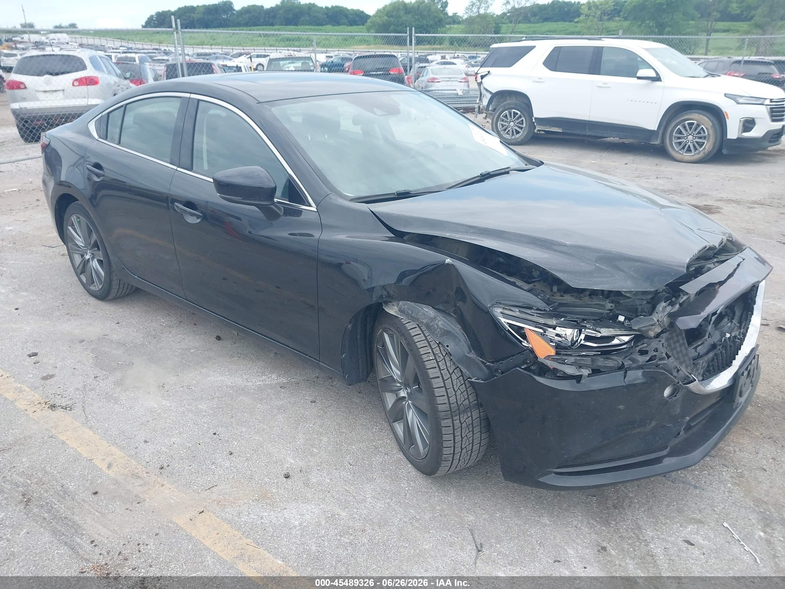 2021 Mazda 6 Touring, VIN JM1GL1VM0M1607894 — Front end