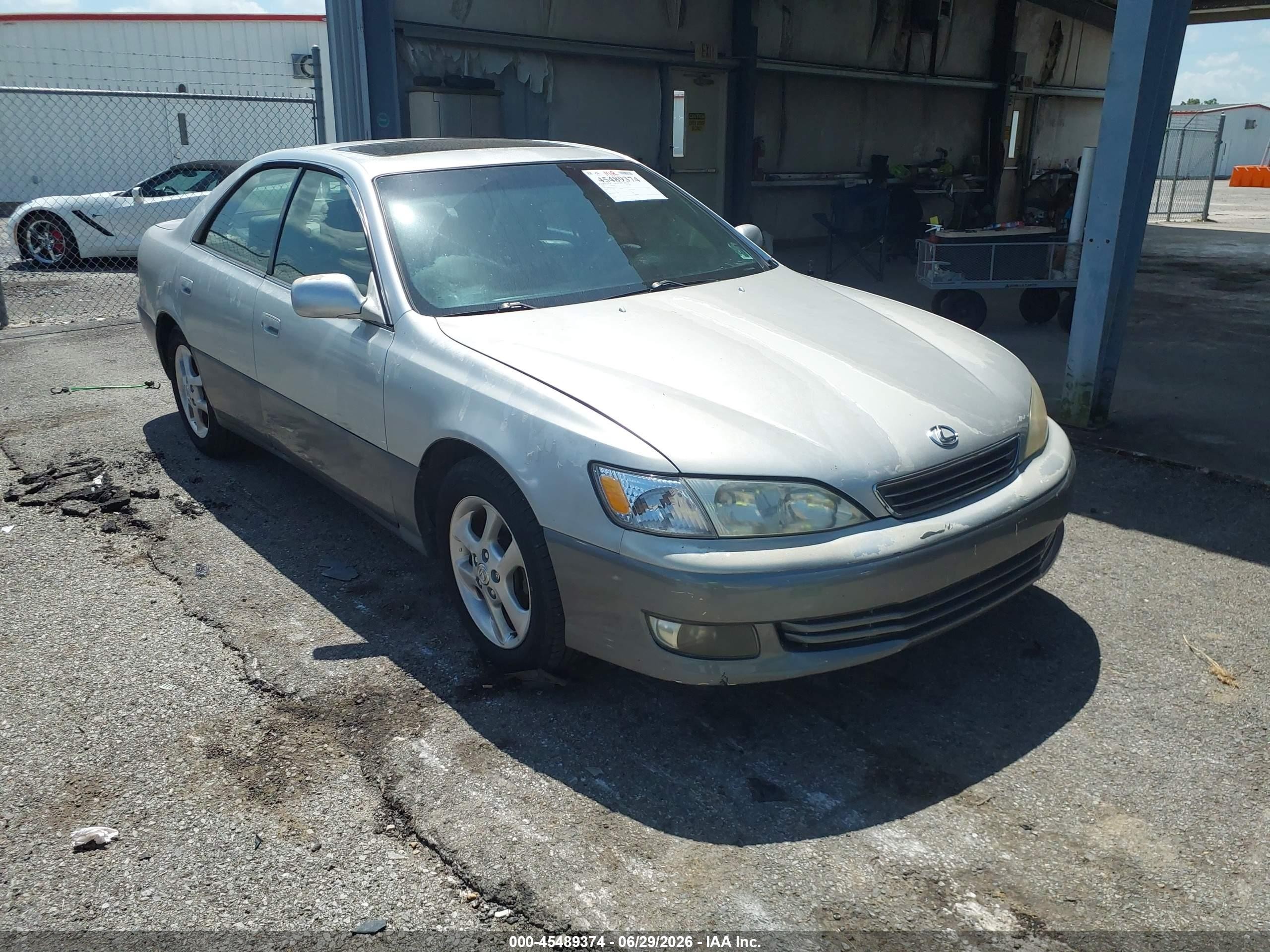 2001 Lexus ES 300, VIN JT8BF28G110291516 — Обычный износ