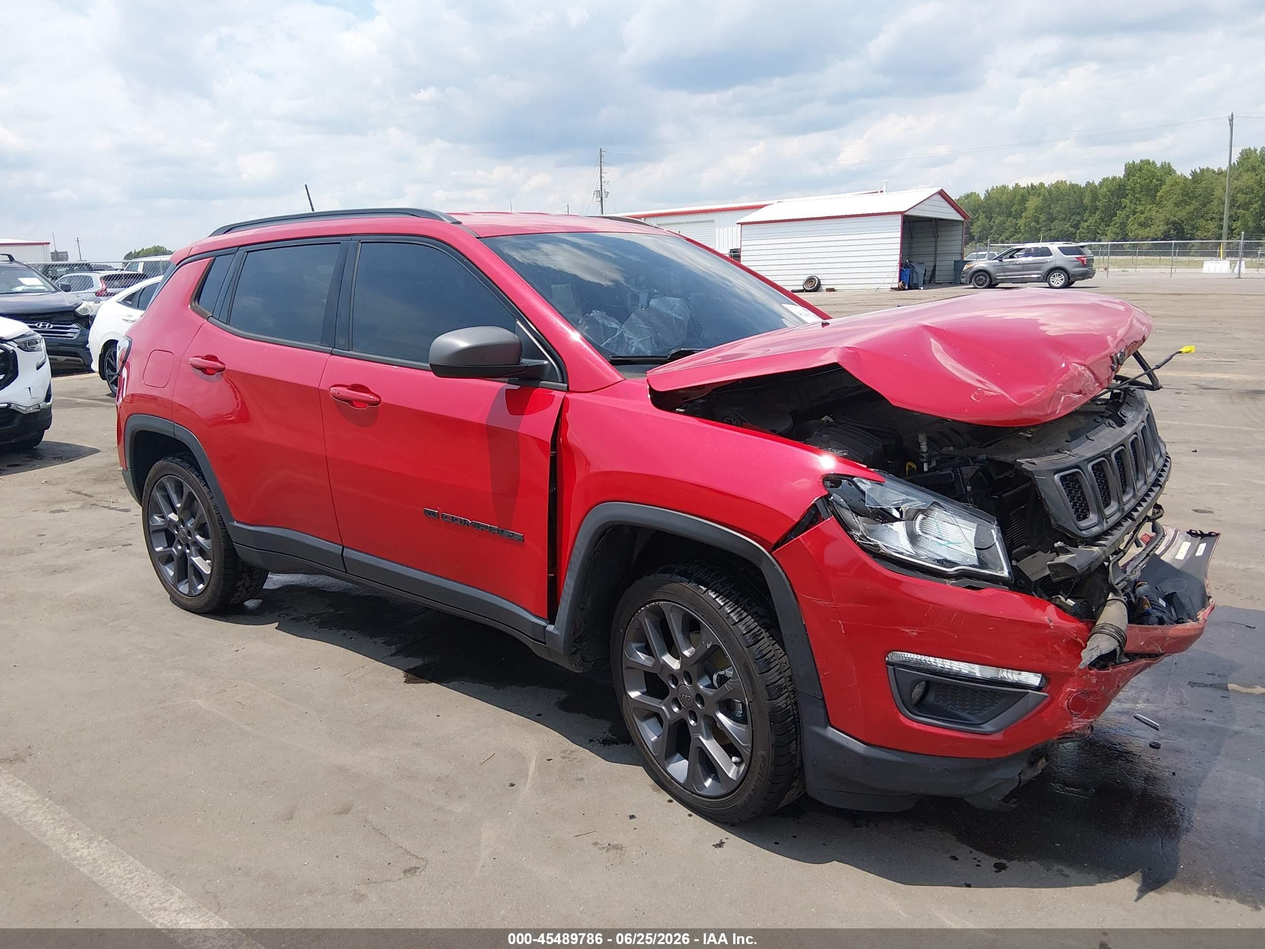 2021 Jeep Compass 80th Anniversary, VIN 3C4NJDEB4MT535491 — Front end