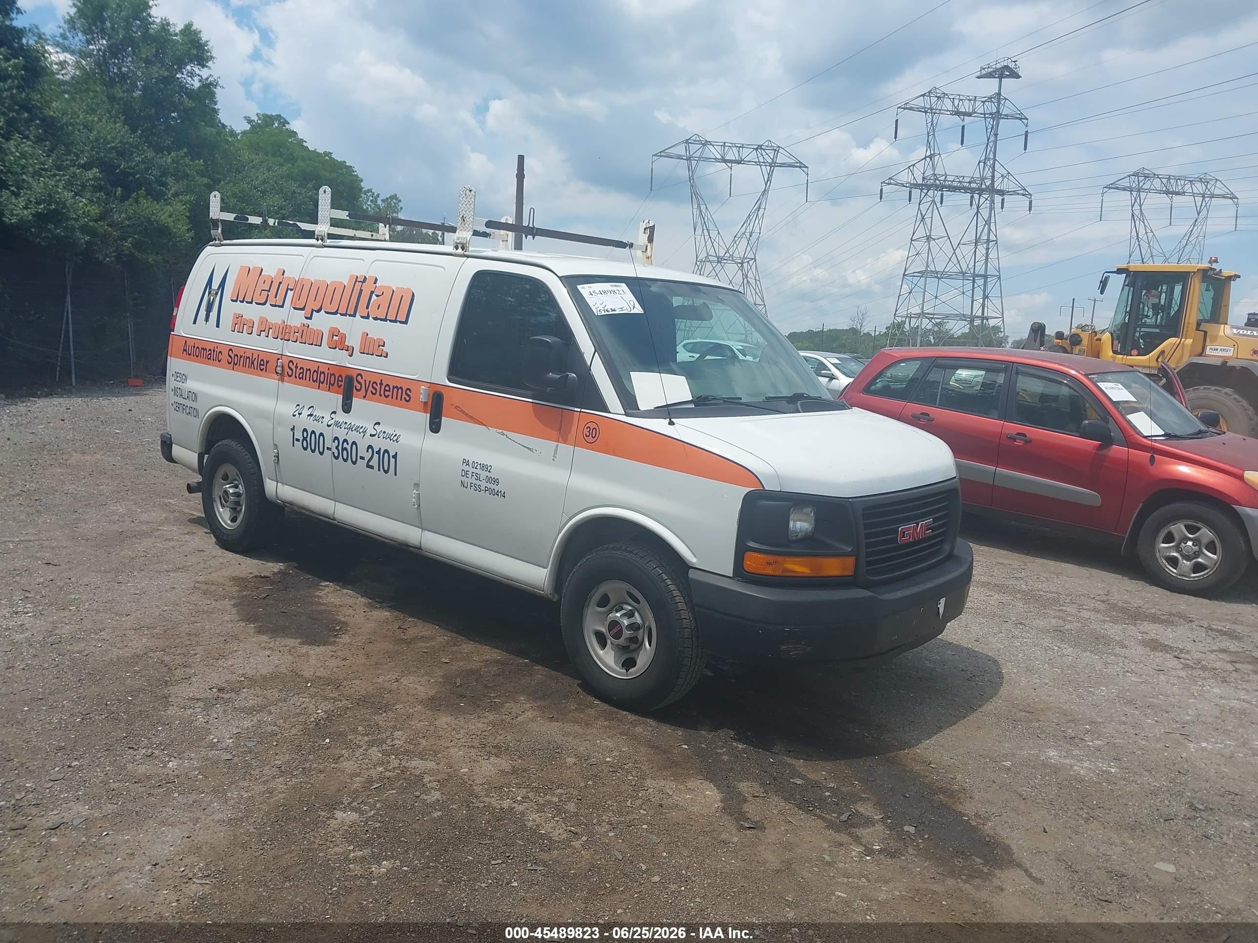 2015 GMC Savana Cargo, VIN 1GTZ7TCG1F1224684 — Normal wear