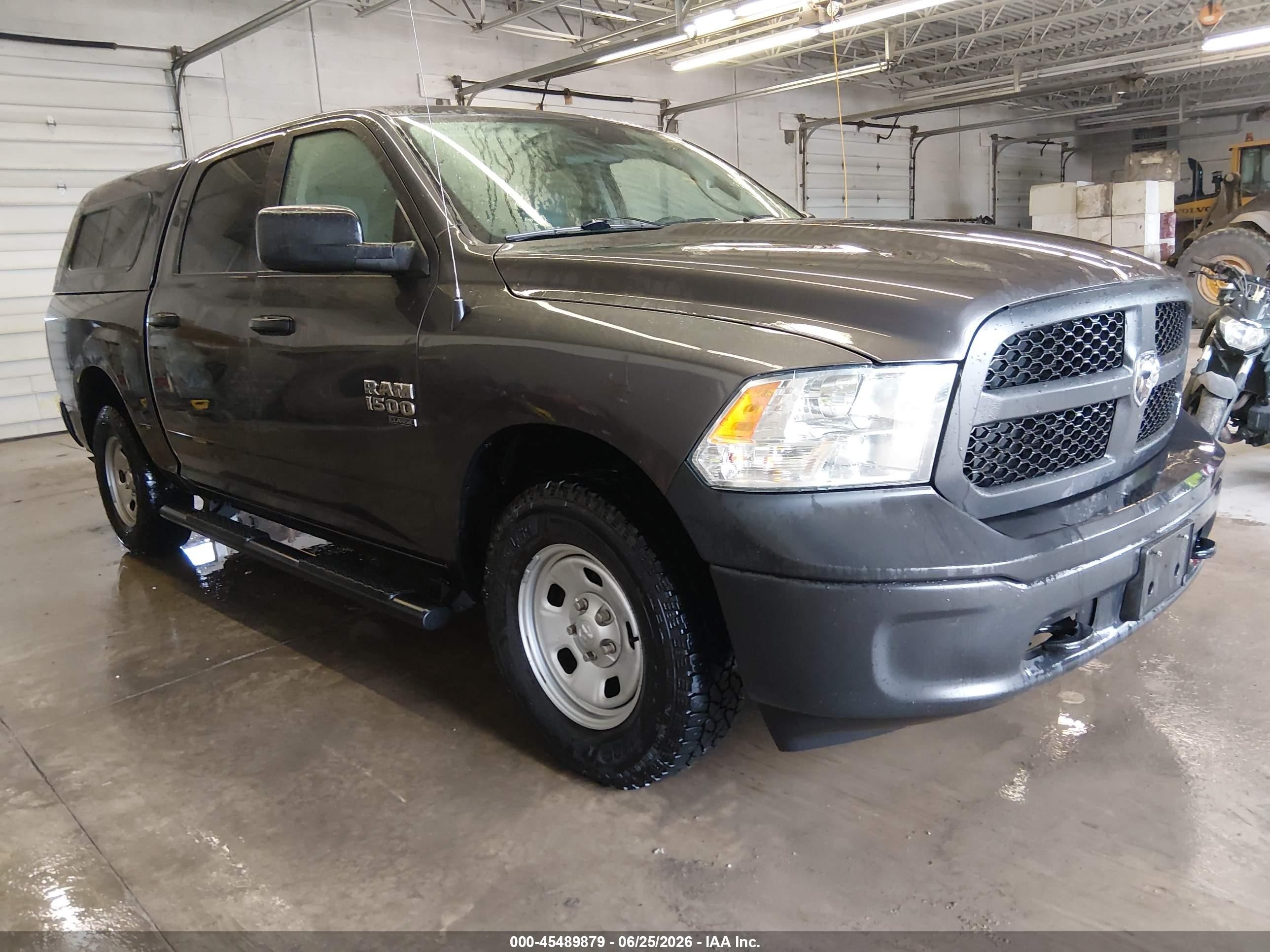 2019 Ram 1500 Express, VIN 1C6RR7KGXKS687311 — Normal wear