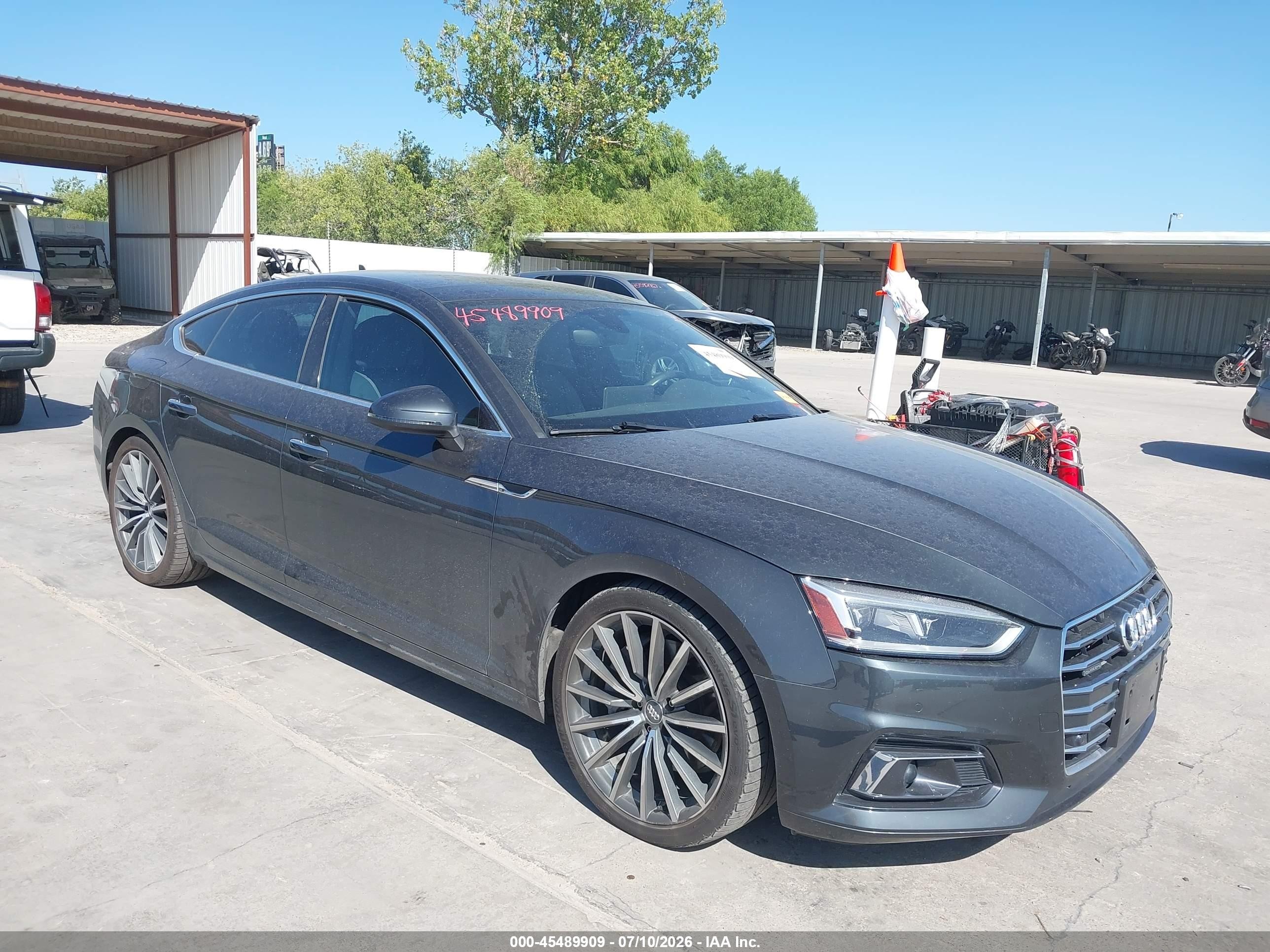 2018 Audi A5 Sportback Prestige, VIN WAUCNCF53JA018441 — Вода / потоп