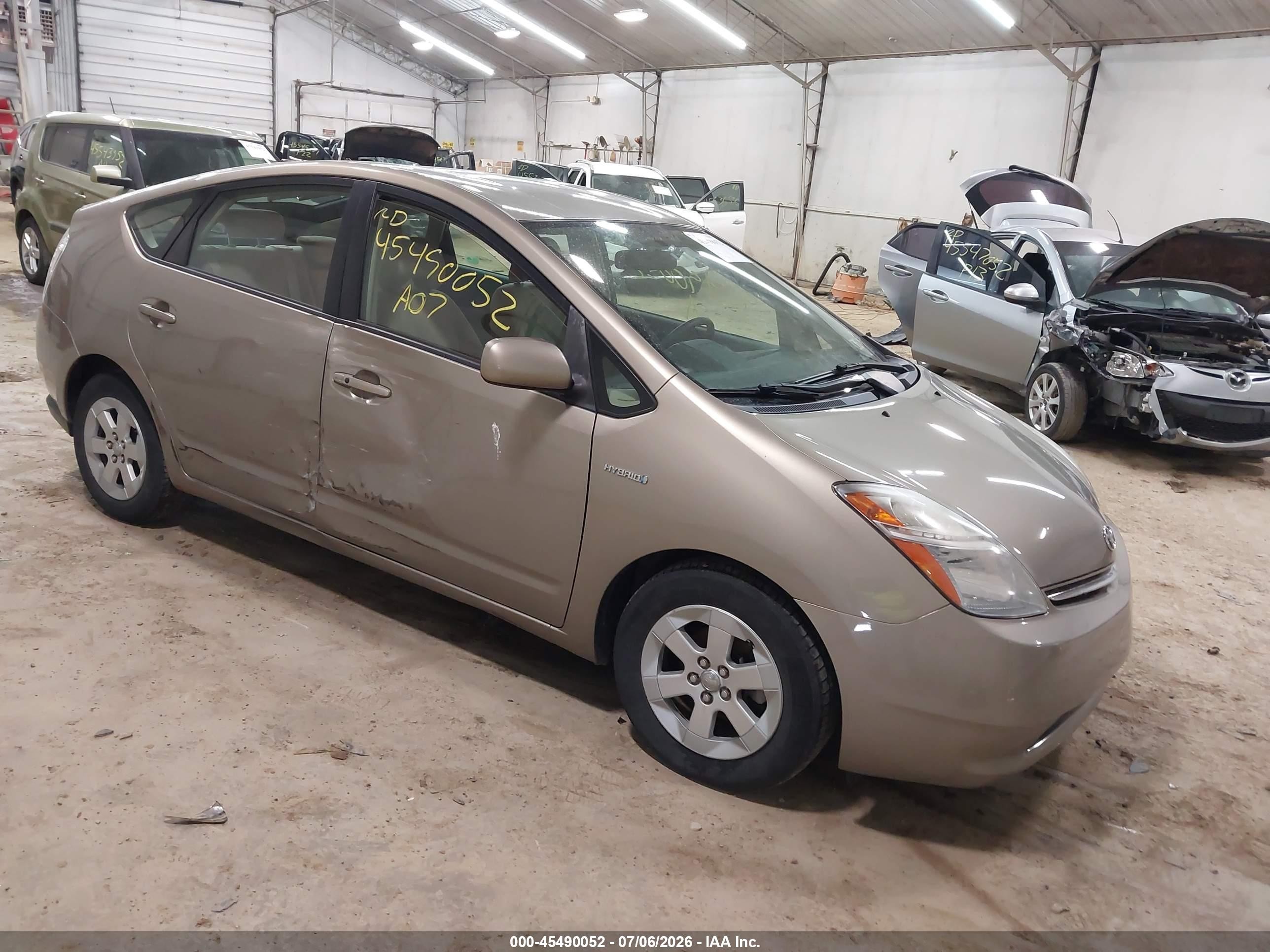 2007 Toyota Prius, VIN JTDKB20U577549812 — Side