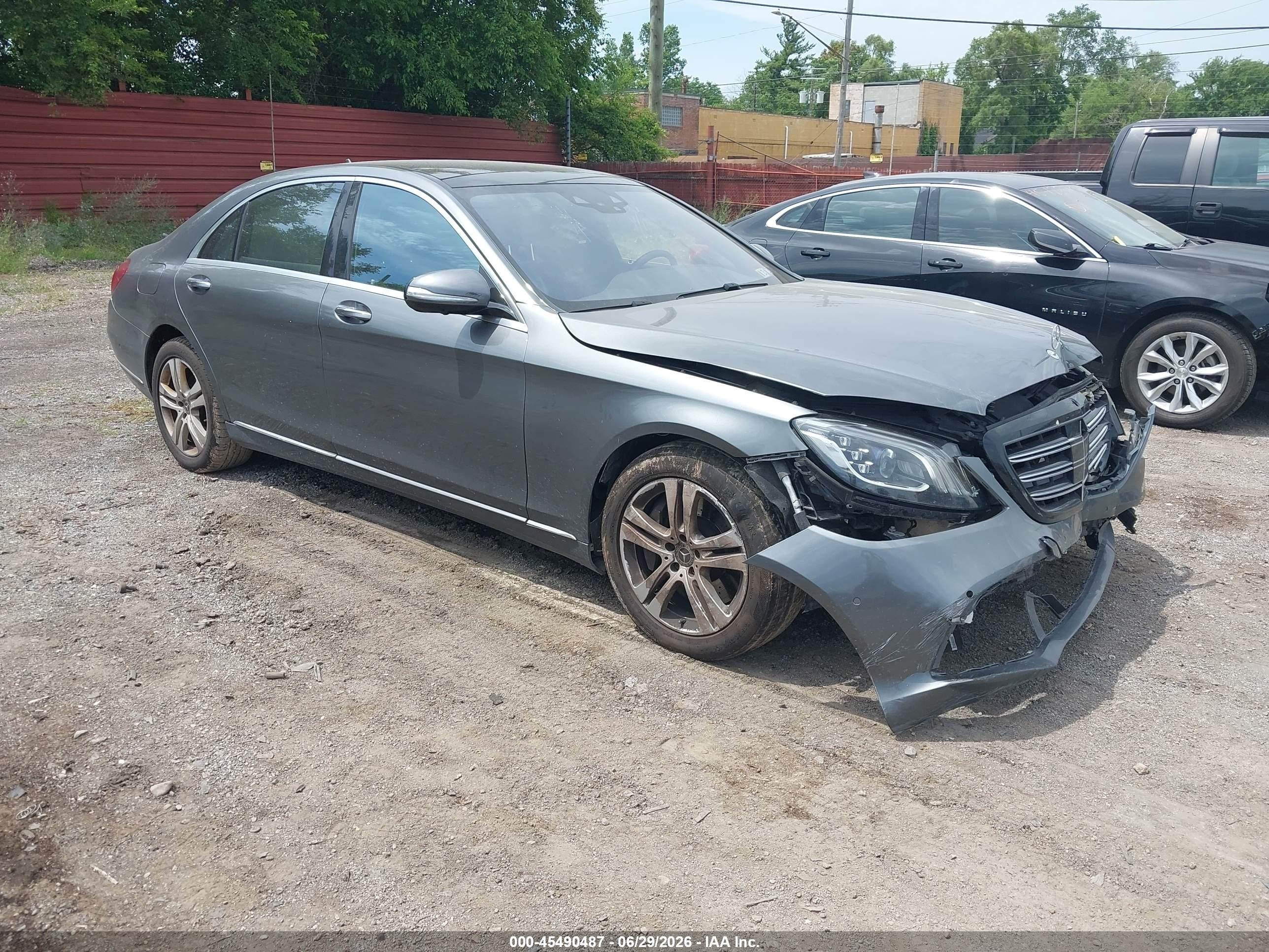 2018 Mercedes-Benz S 450, VIN WDDUG6EBXJA356371 — Front end