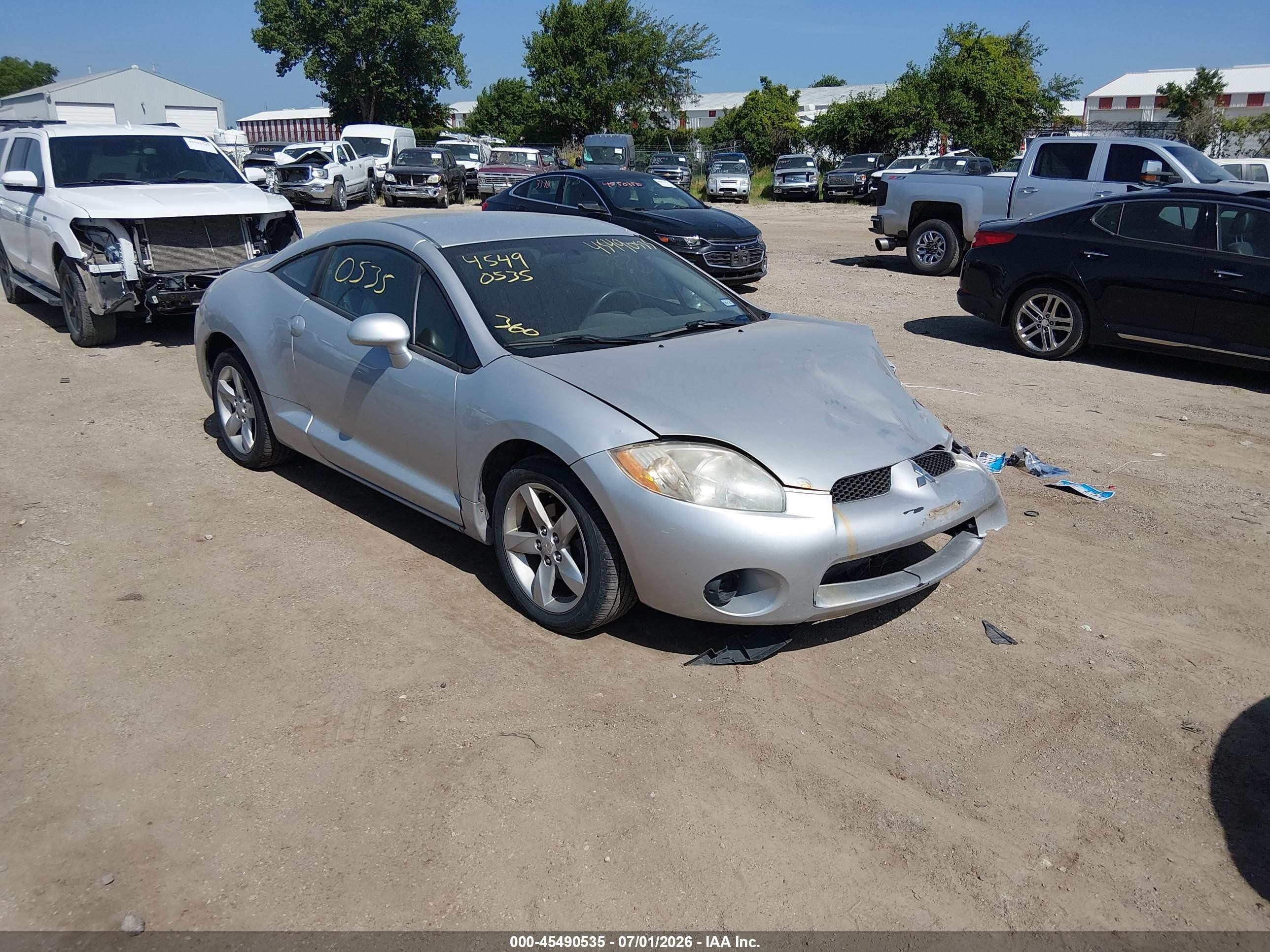 2008 Mitsubishi Eclipse GS, VIN 4A3AK24FX8E041708 — Front end