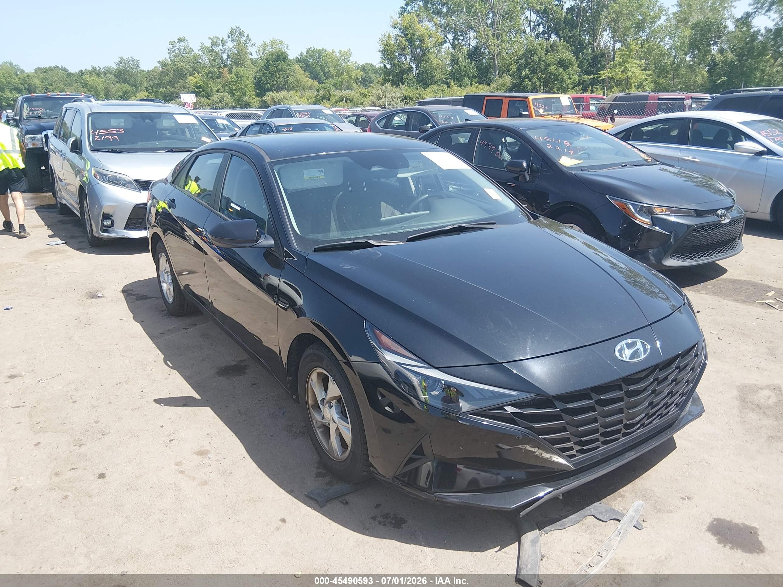 2021 Hyundai Elantra SE, VIN KMHLL4AG6MU161468 — Side