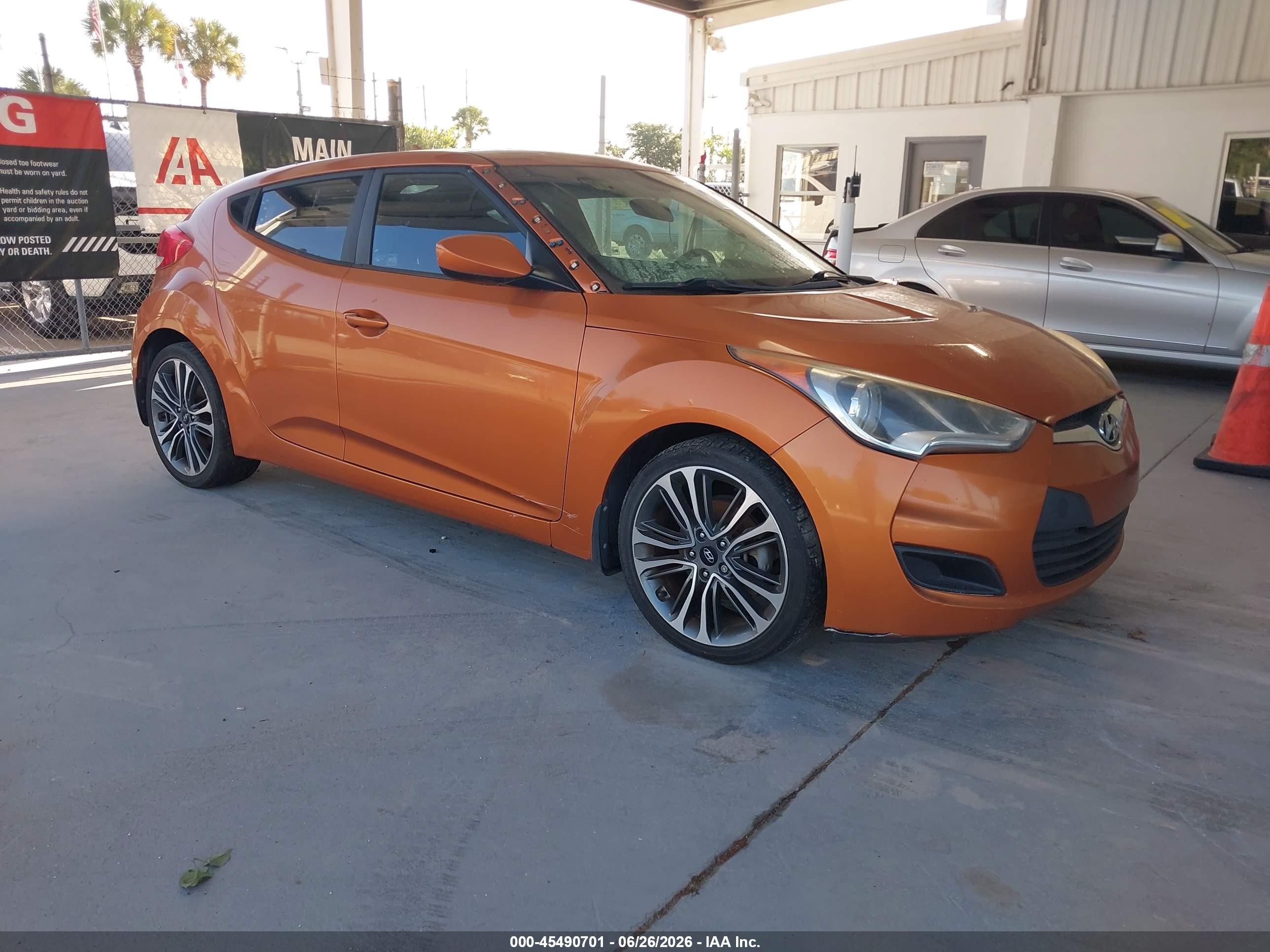2015 Hyundai Veloster, VIN KMHTC6ADXFU241747 — Normal wear