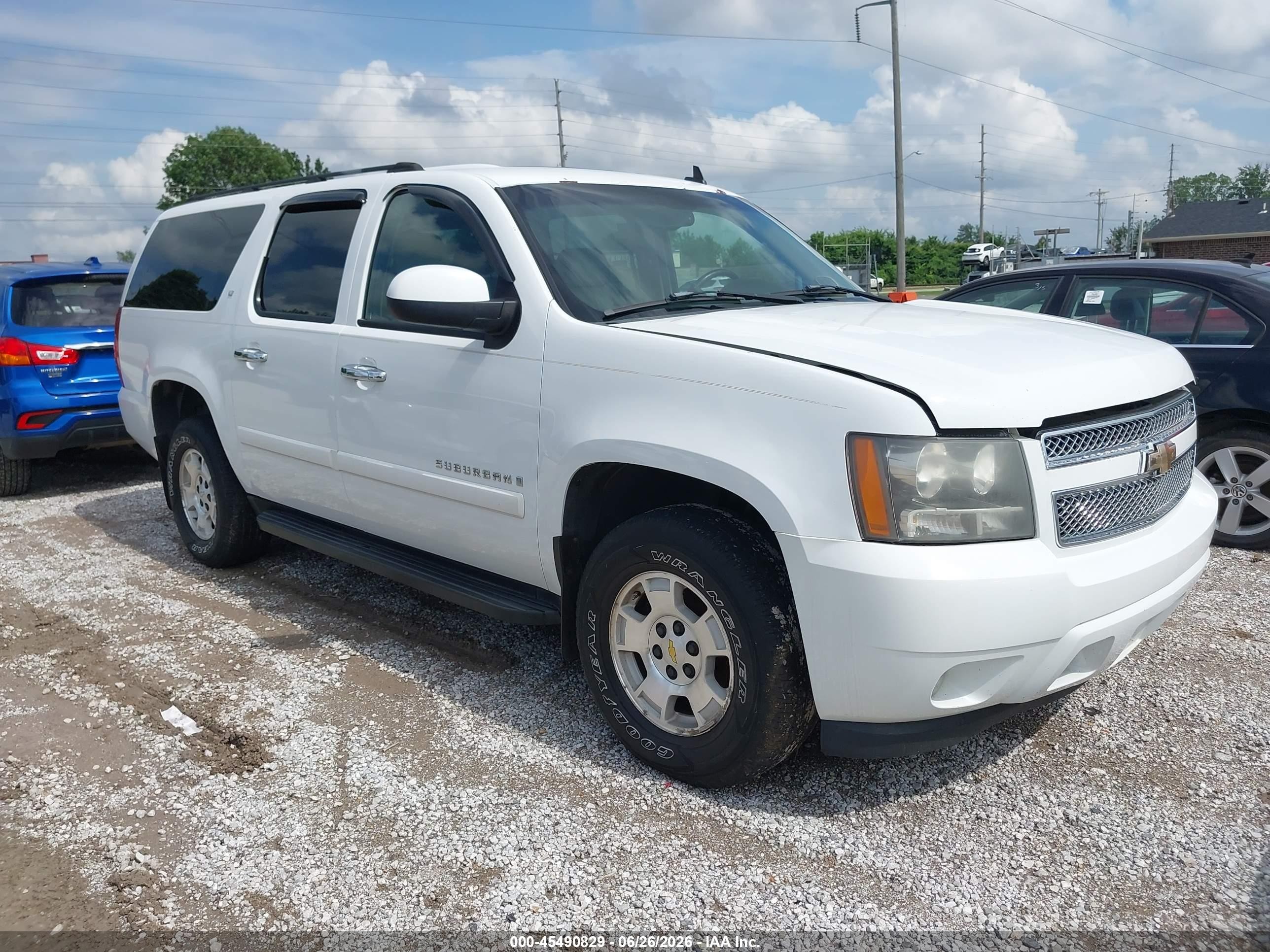 2007 Chevrolet Suburban LT, VIN 3GNFK16327G204582 — Hail