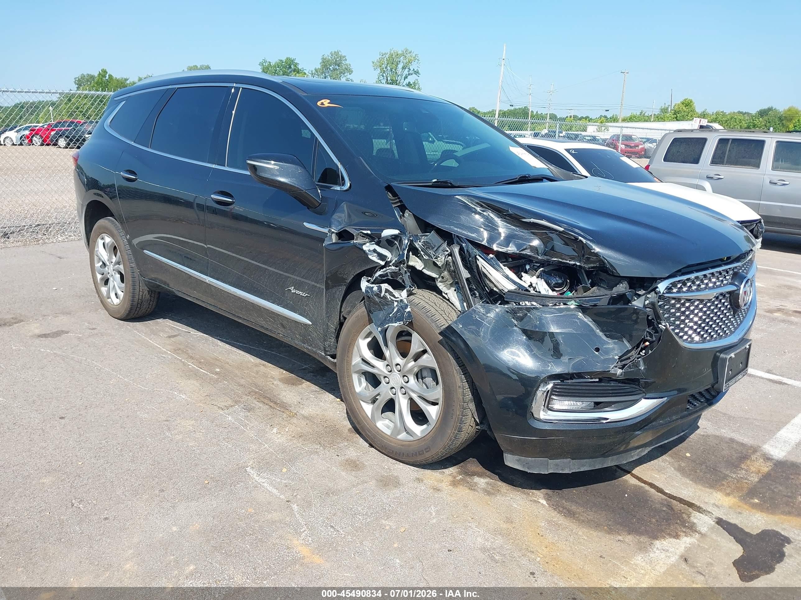 2020 Buick Enclave Avenir, VIN 5GAEVCKWXLJ240411 — Front end