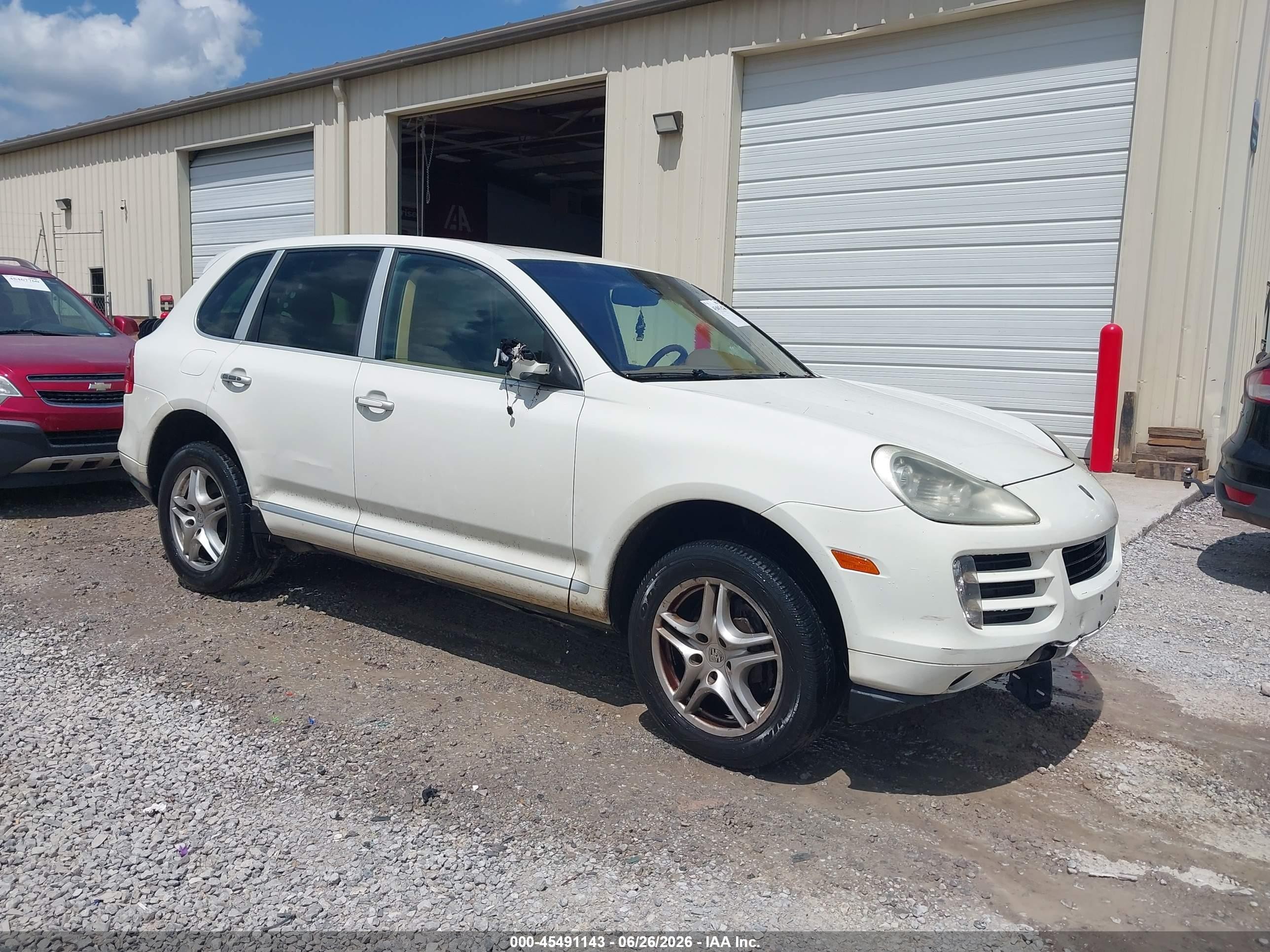 2010 Porsche Cayenne, VIN WP1AA2APXALA01227 — Normal wear