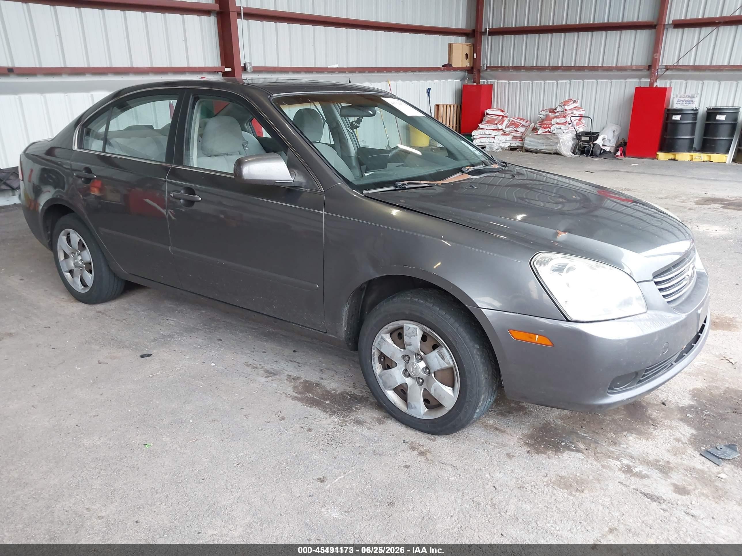2006 Kia Optima LX, VIN KNAGE123365038280 — Бок