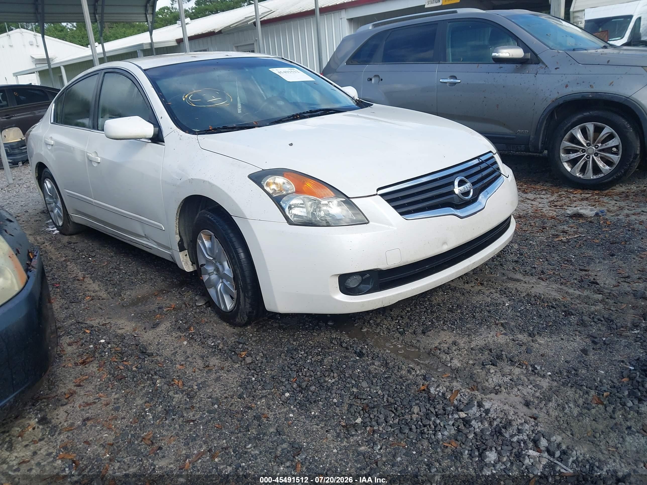 2009 Nissan Altima 2.5, VIN 1N4AL21E19N440963 — Normal wear