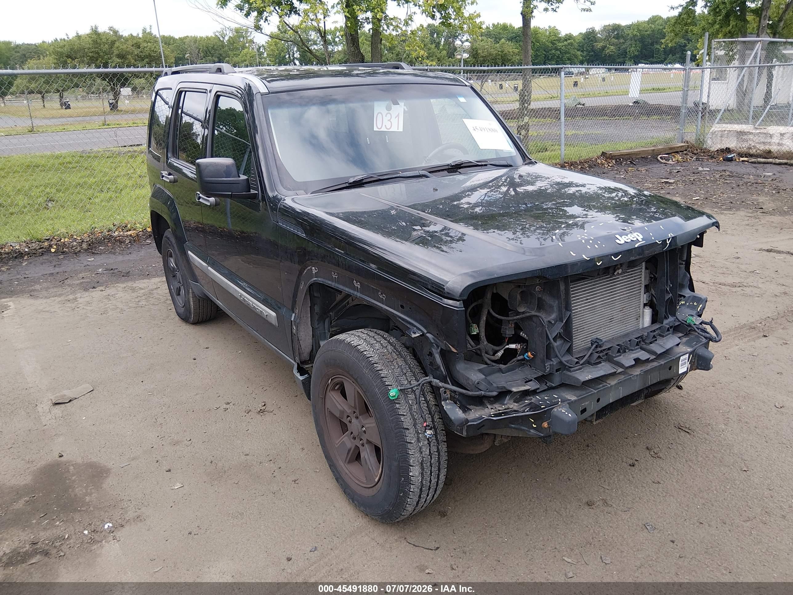 2012 Jeep Liberty Sport, VIN 1C4PJMAK2CW118698 — Перед