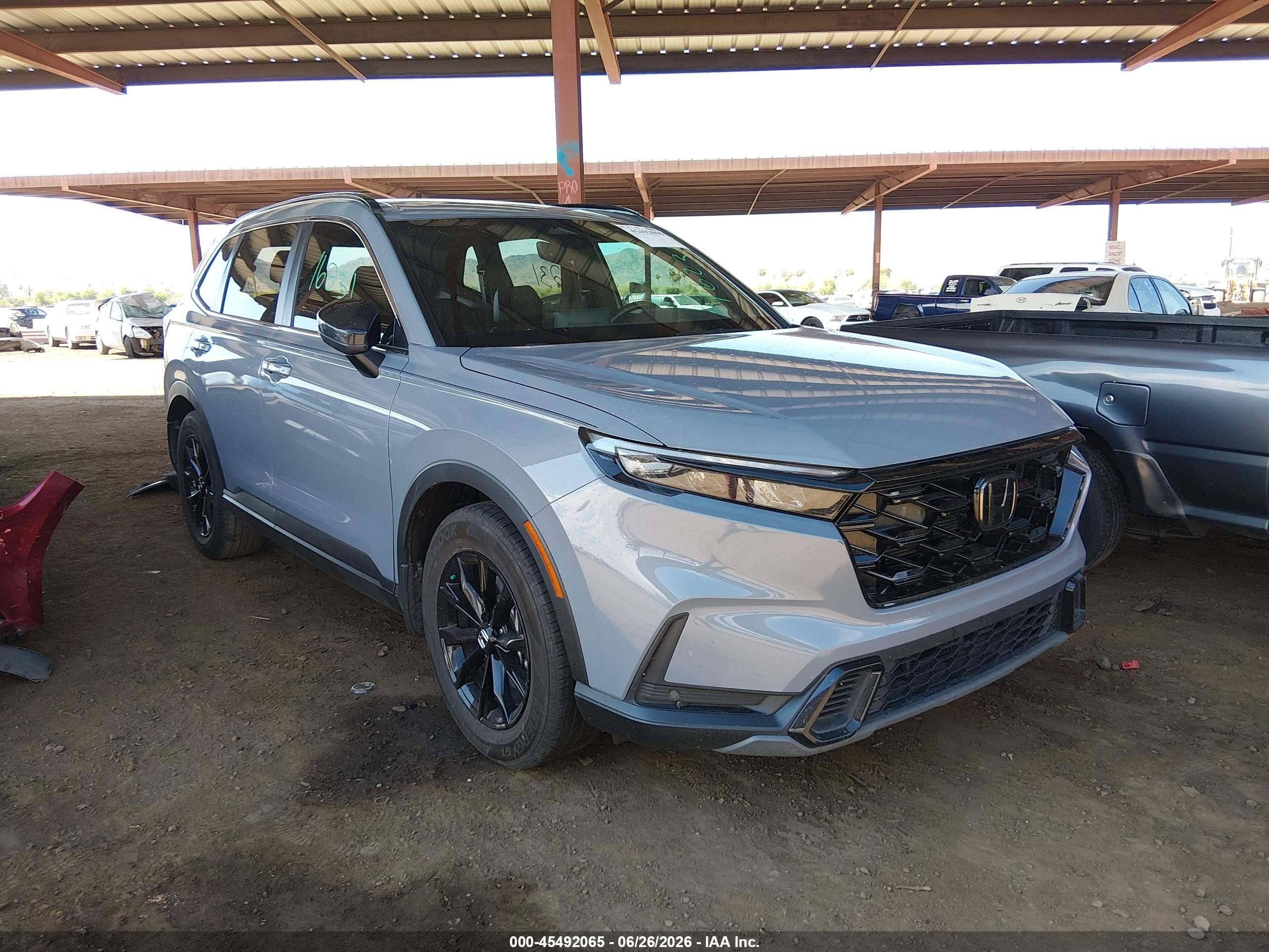 2025 Honda CR-V Sport-L, VIN 7FARS5H89SE002590 — Rear end