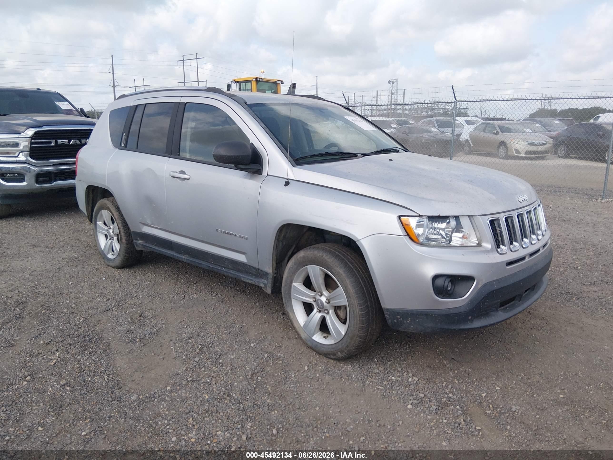 2012 Jeep Compass Sport, VIN 1C4NJCBA2CD716373 — Normal wear