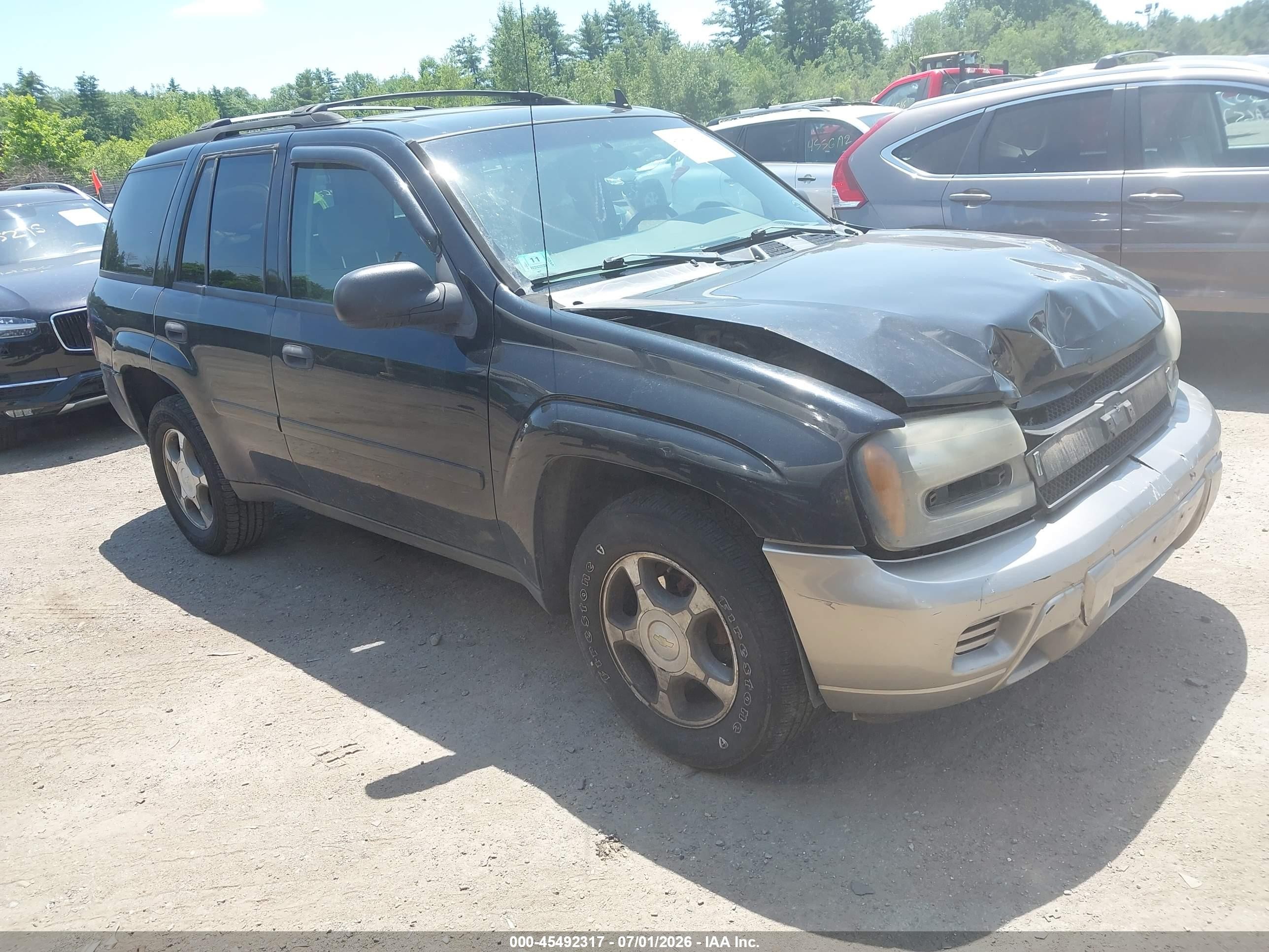 2007 Chevrolet TrailBlazer LT, VIN 1GNDT13S872255741 — Front end