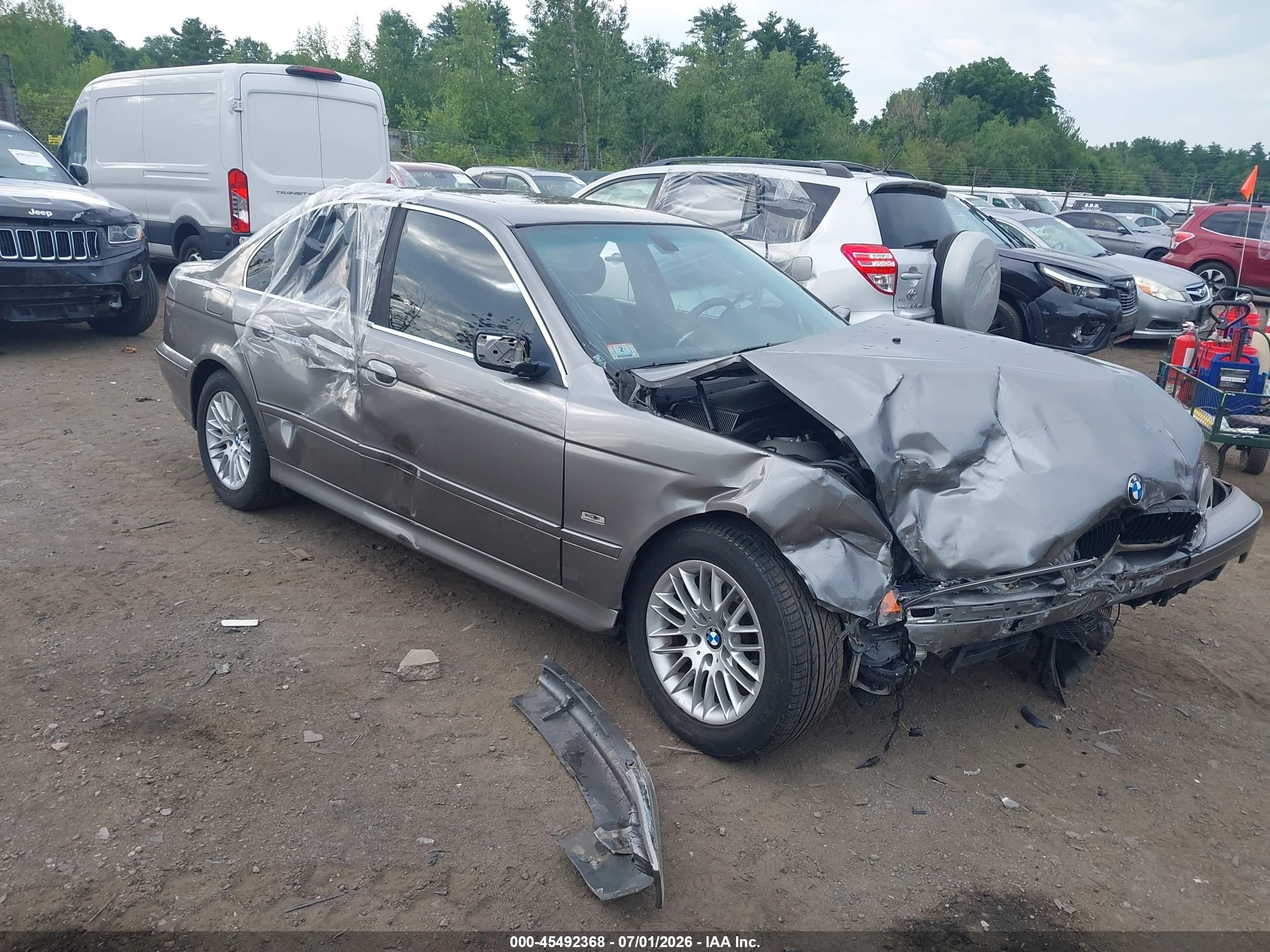 2002 BMW 5 Series 530i, VIN WBADT63472CH93115 — Перед