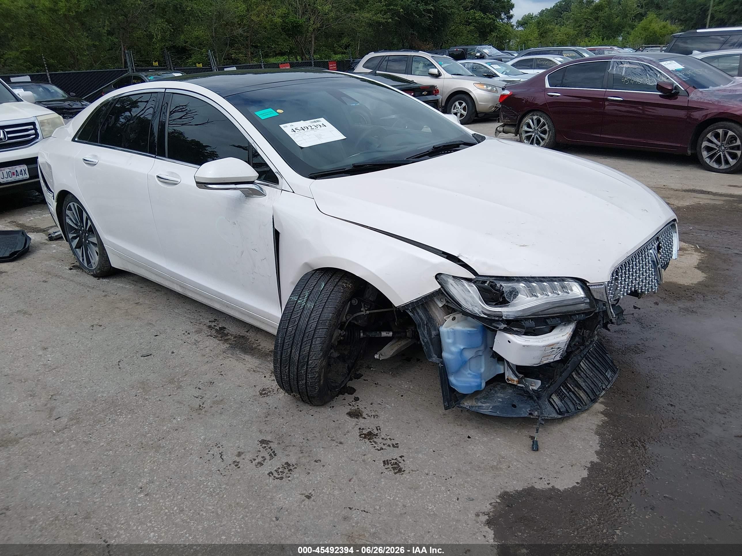2020 Lincoln MKZ Hybrid Reserve, VIN 3LN6L5LU7LR618980 — Front end