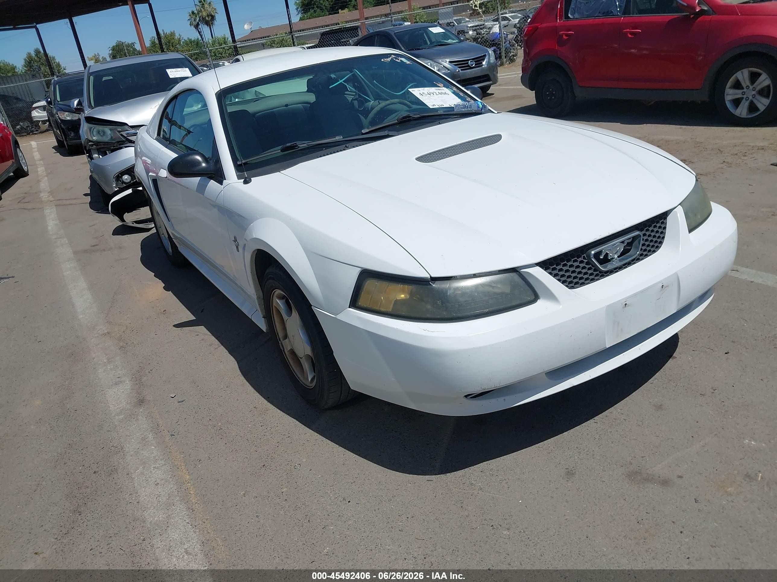 2002 Ford Mustang Standard, VIN 1FAFP40472F237641 — Rear end