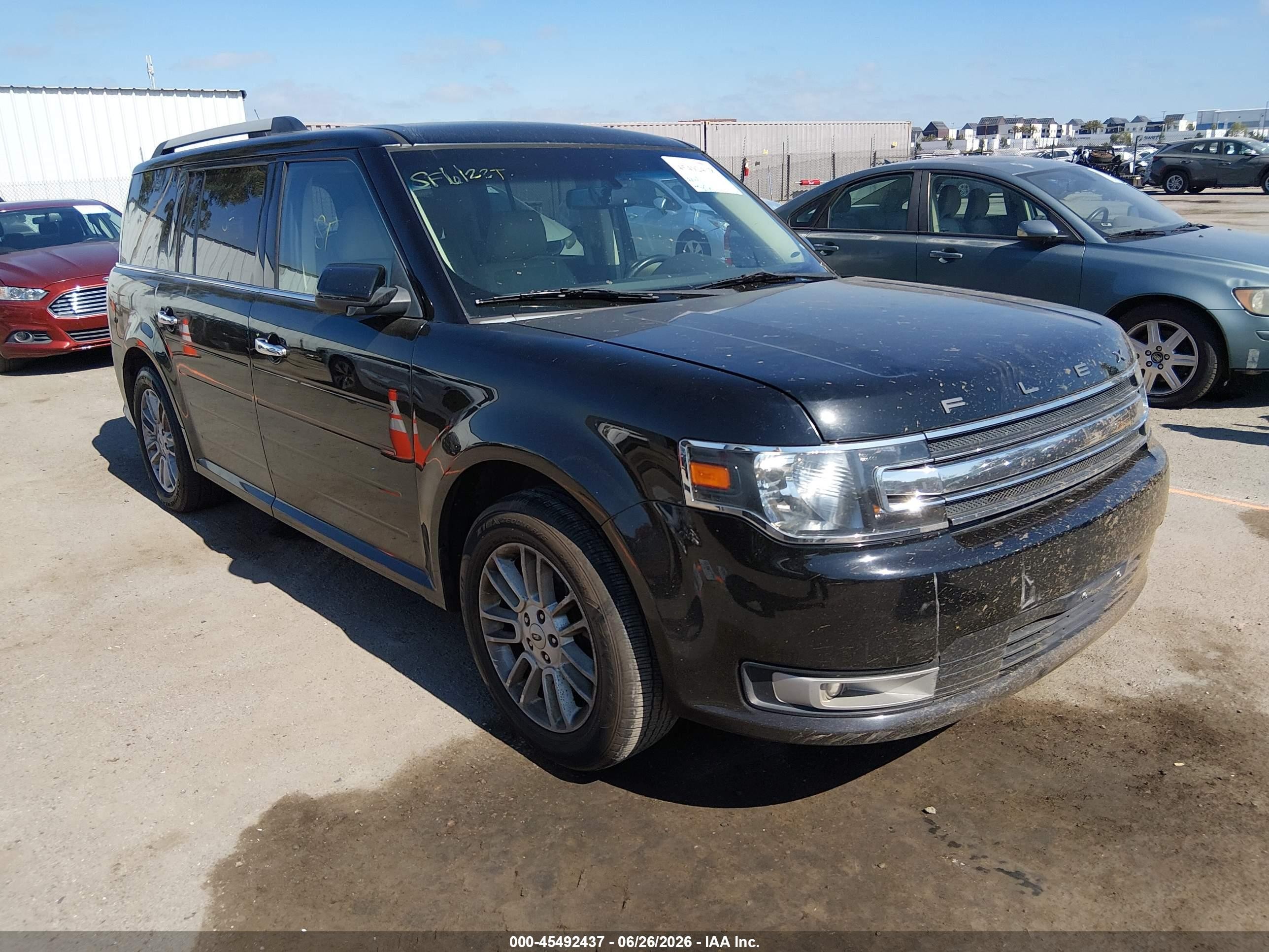 2017 Ford Flex SEL, VIN 2FMHK6C88HBA09682 — Rear end