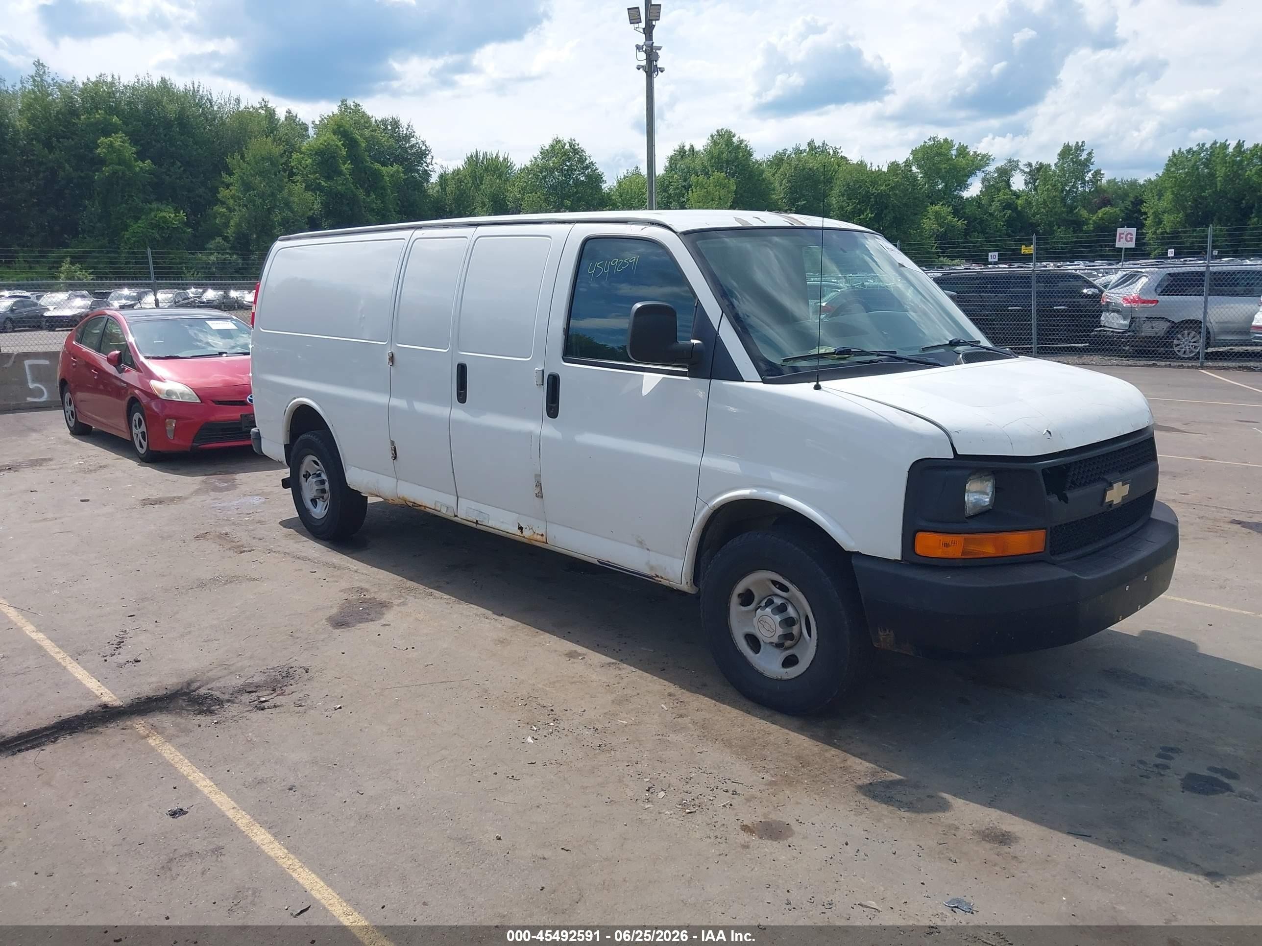 2007 Chevrolet City Express Cargo, VIN 1GCHG39V471251381 — Normal wear