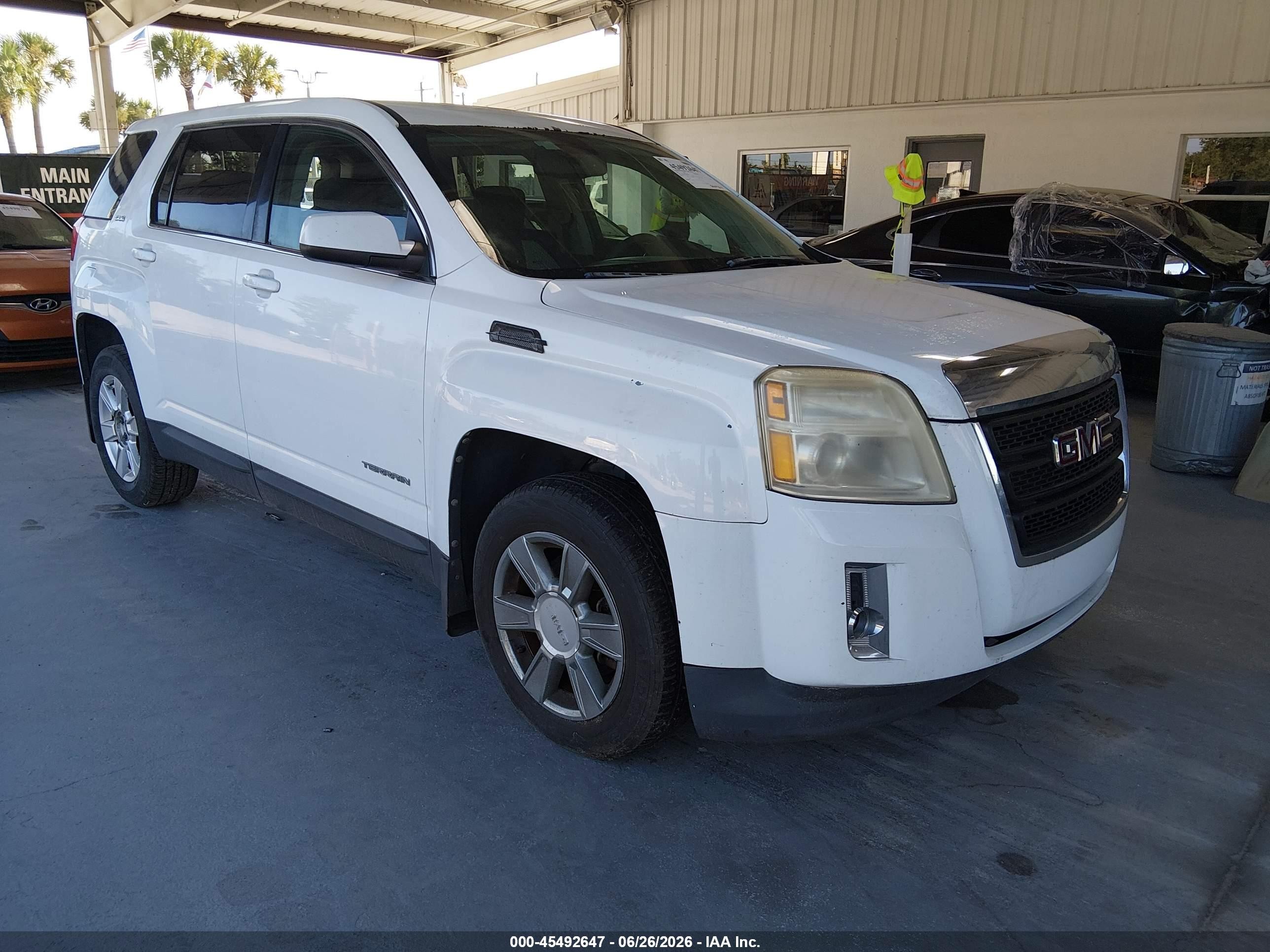 2011 GMC Terrain SLE-1, VIN 2CTALMEC0B6288347 — Rear end