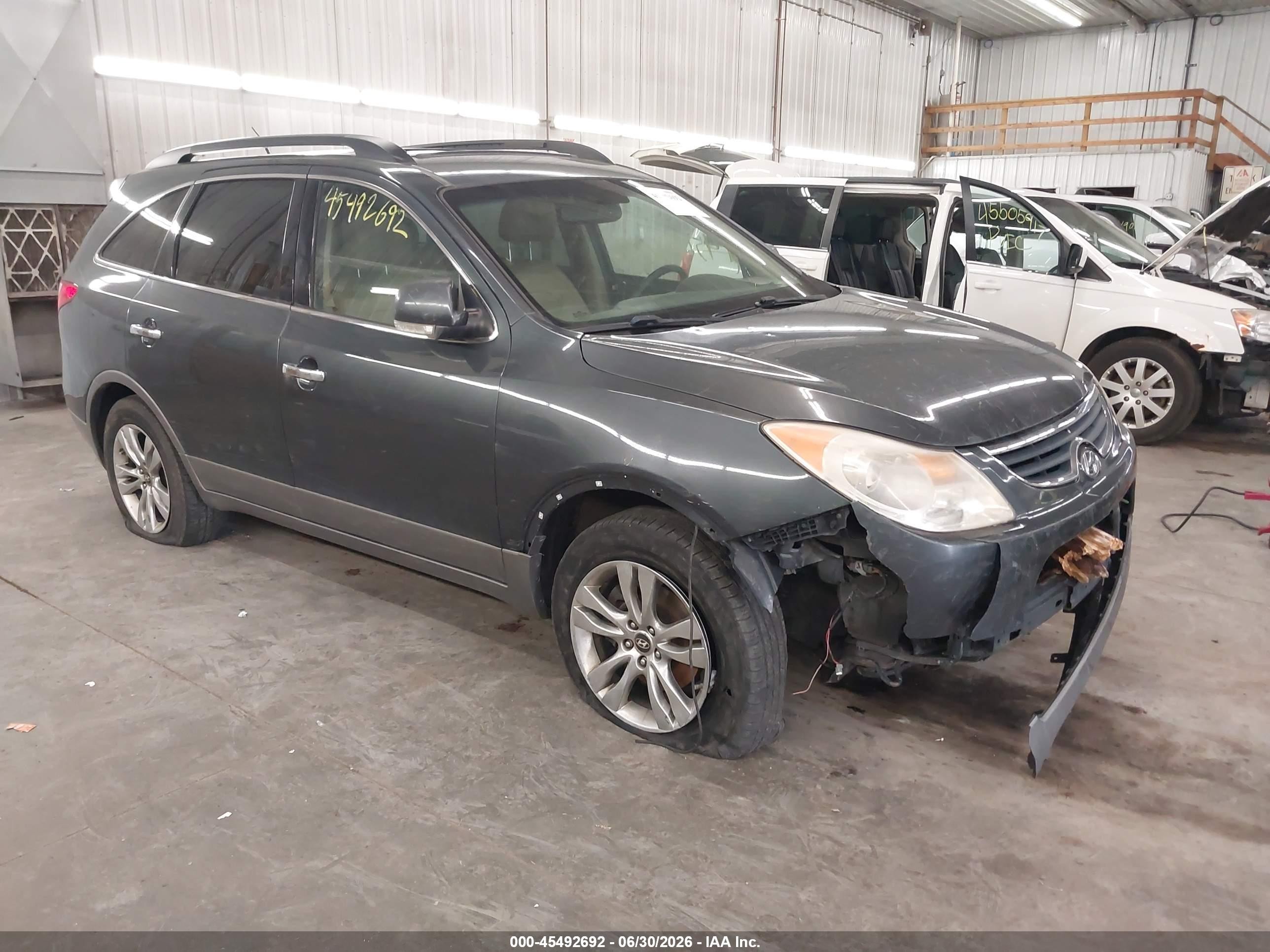 2012 Hyundai Veracruz Limited, VIN KM8NU4CC2CU193493 — Front end