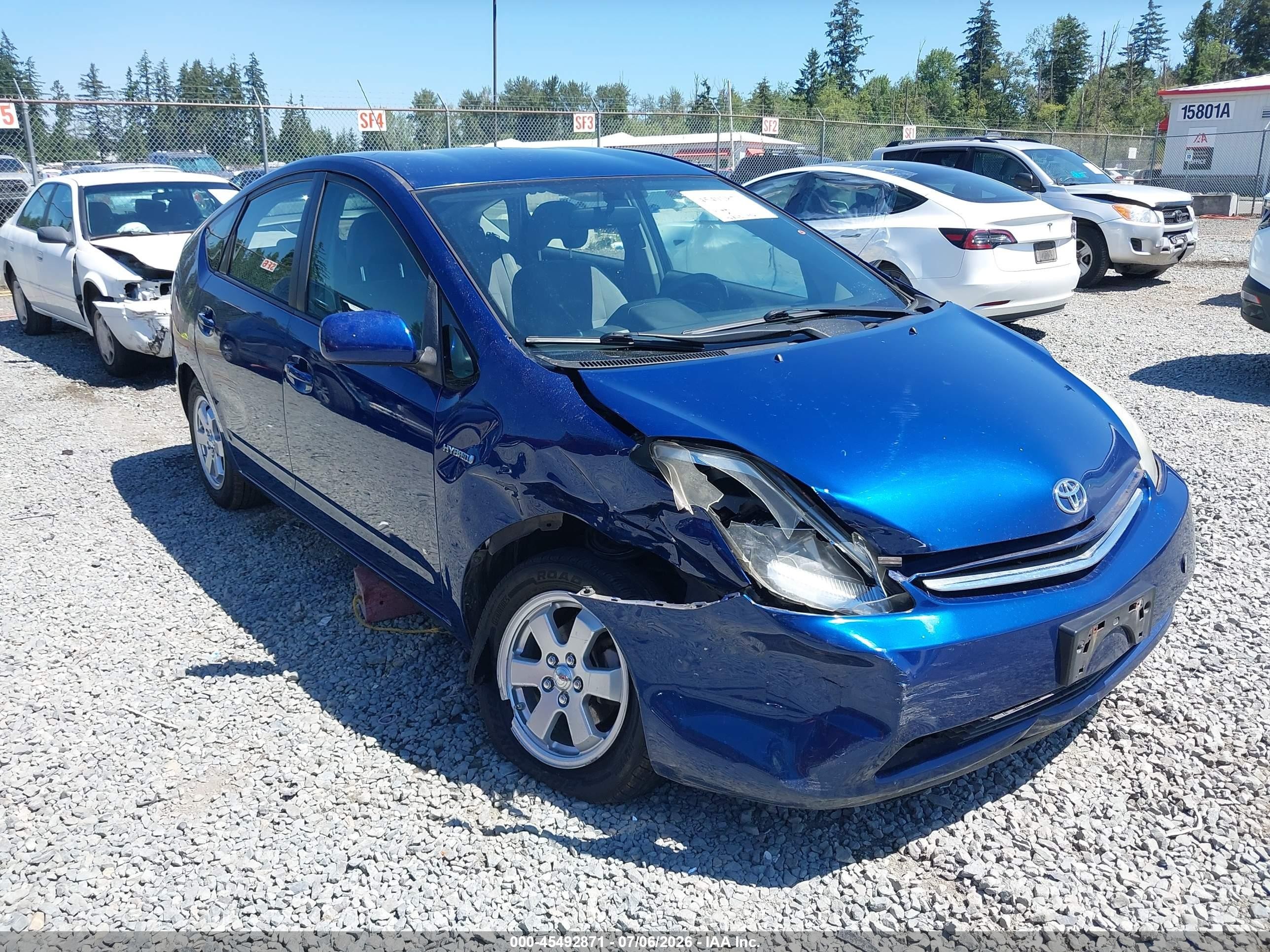 2009 Toyota Prius, VIN JTDKB20U197862584 — Front end