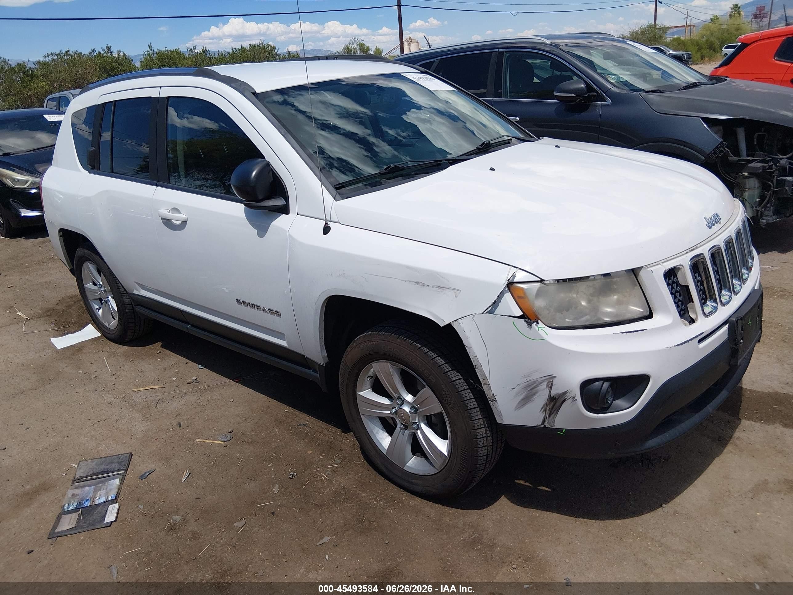 2012 Jeep Compass Sport, VIN 1C4NJCBA0CD606065 — Front end