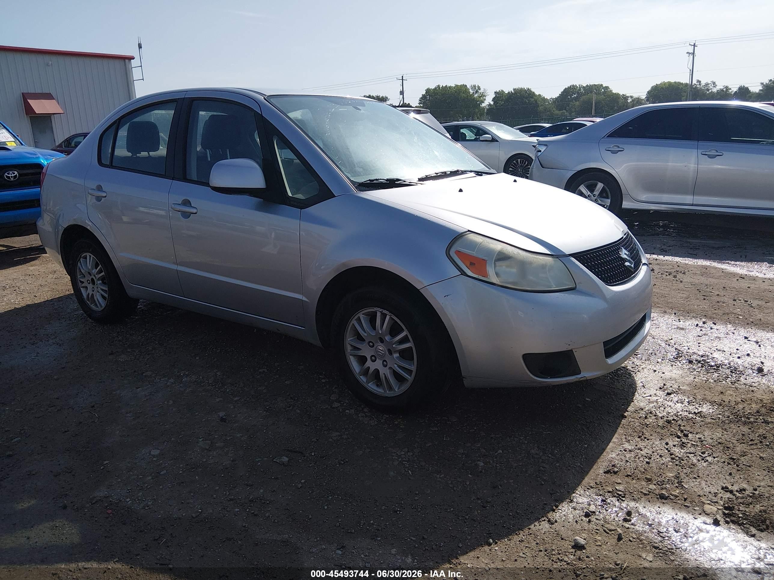 2013 Suzuki SX4 LE, VIN JS2YC5A35D6102287 — Front end