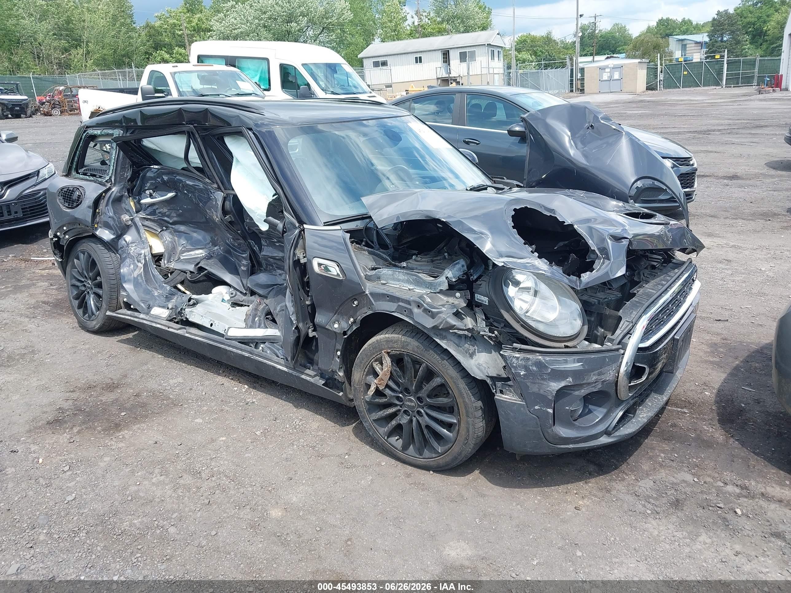 2017 MINI Clubman Cooper S, VIN WMWLN9C56H2E49175 — По всему кузову