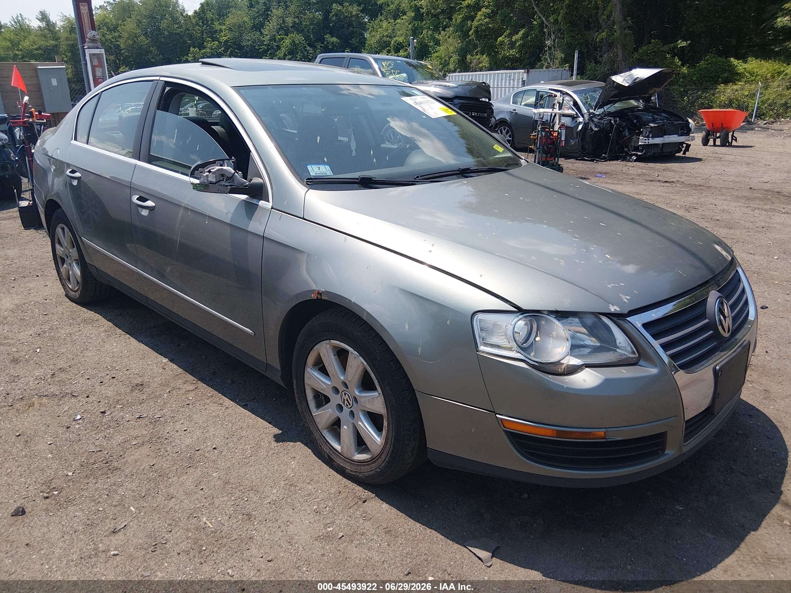 2006 Volkswagen Passat Value Edition, VIN WVWAK73C06P139896 — Undercarriage