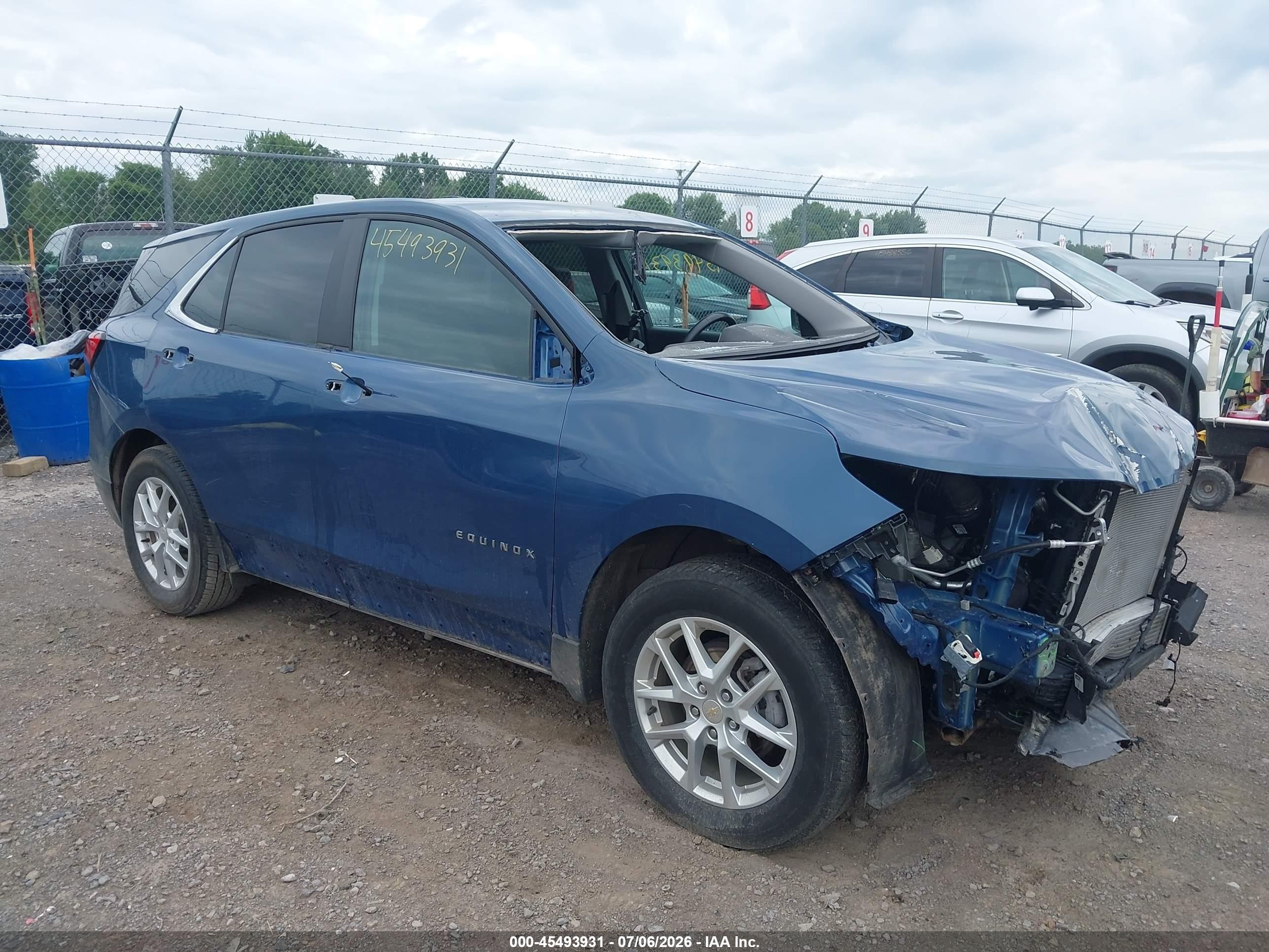 2024 Chevrolet Equinox LT, VIN 3GNAXUEG5RL120221 — Front end