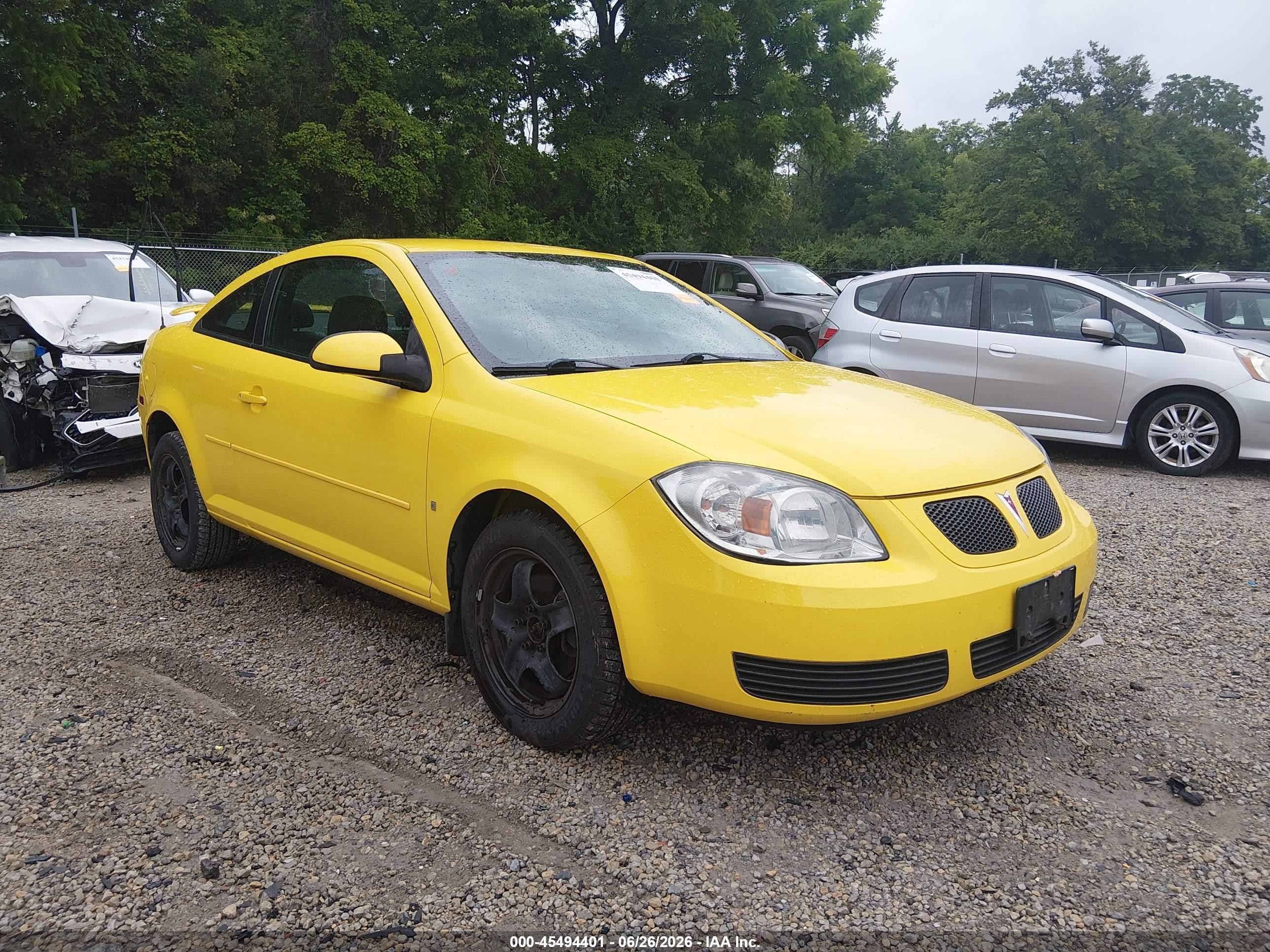 2007 Pontiac G5, VIN 1G2AL15F177131524 — Side