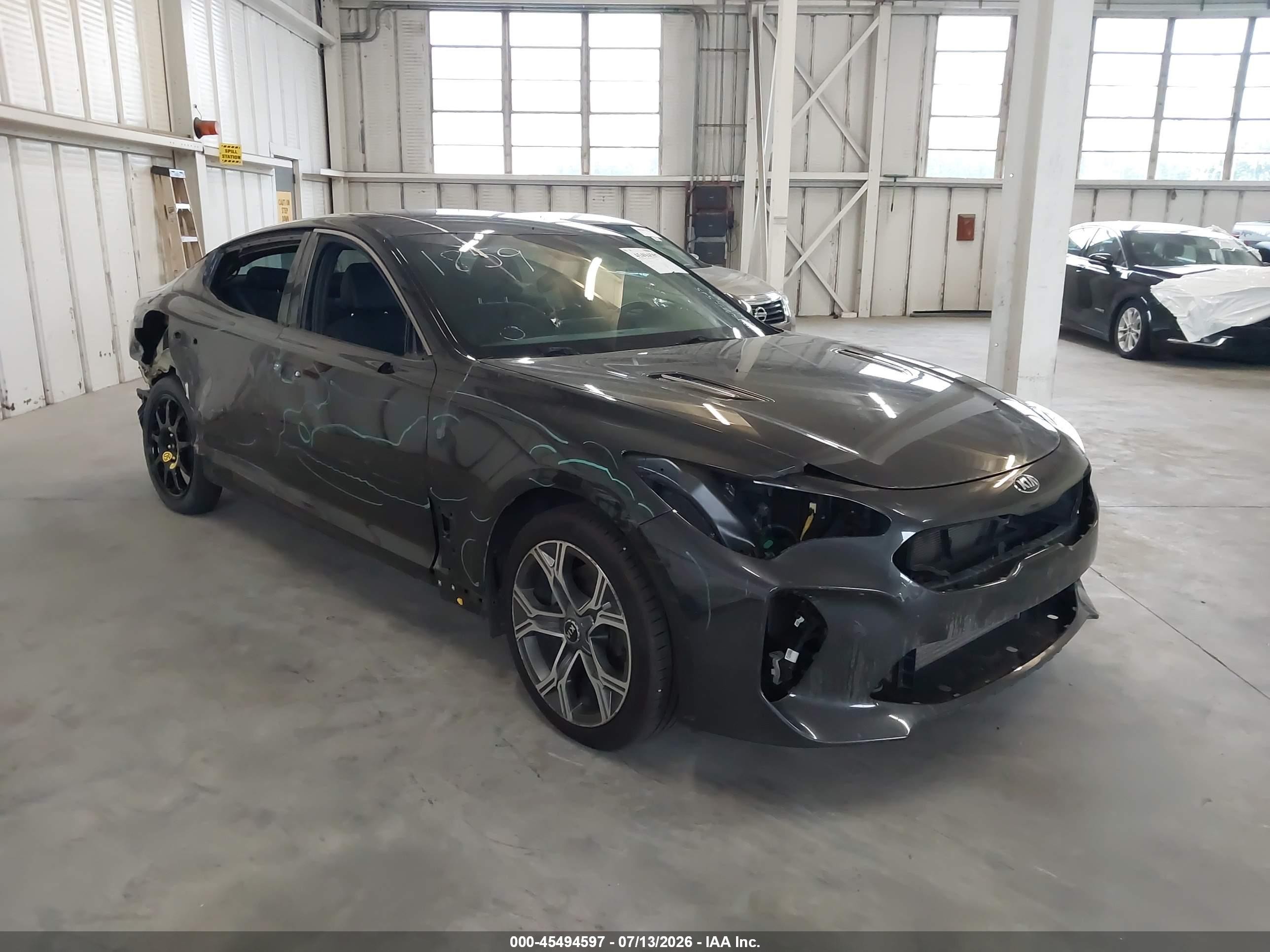 2021 Kia Stinger GT-Line, VIN KNAE15LA7M6098058 — Side