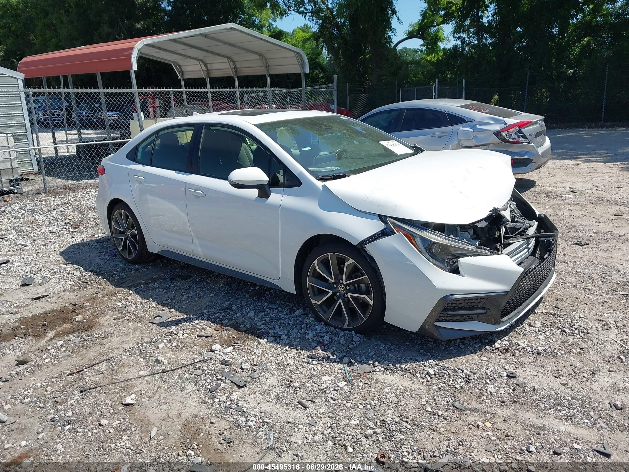 2021 Toyota Corolla SE, VIN JTDP4MCE6MJ054338 — Front end