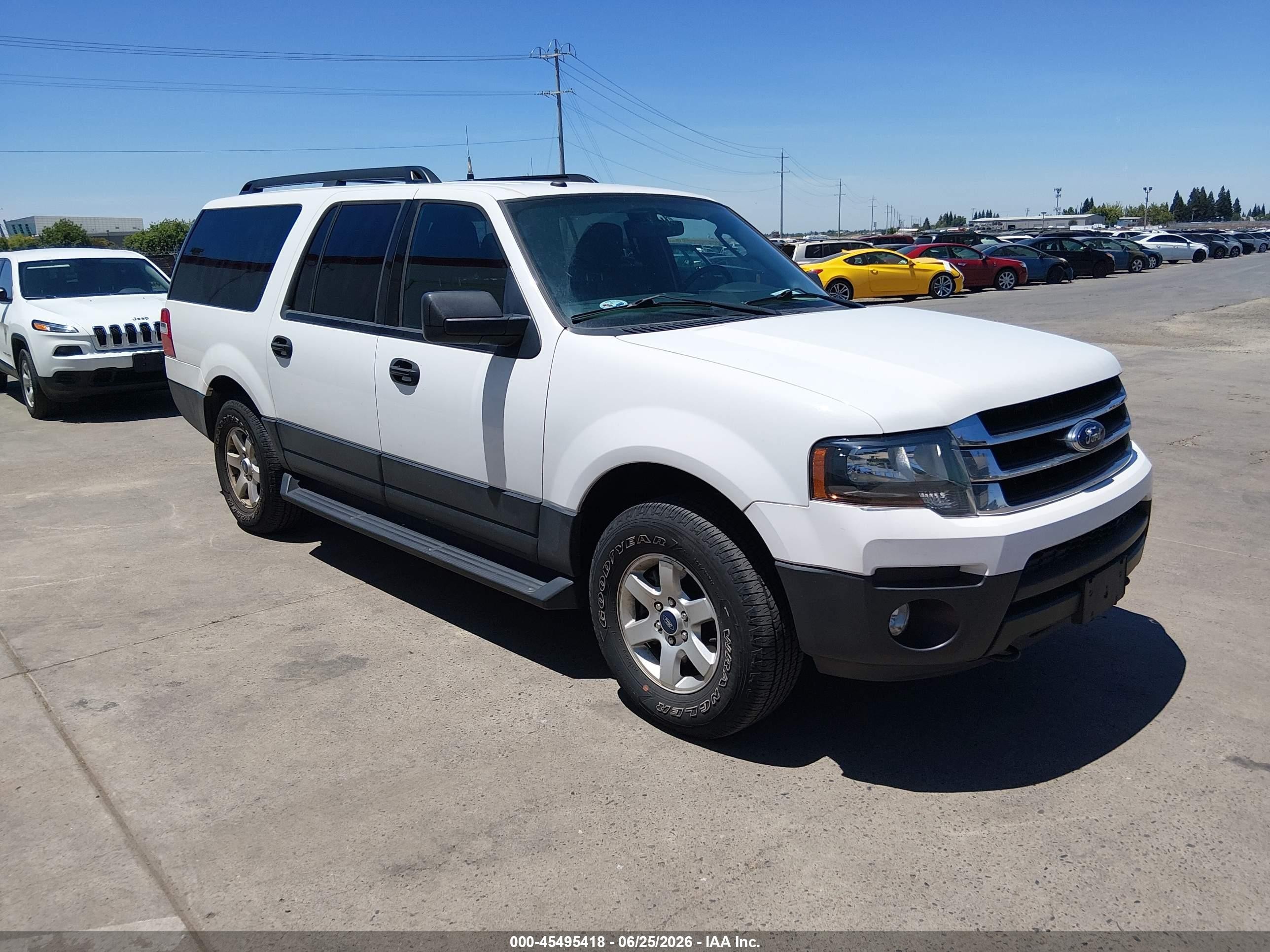 2016 Ford Expedition Max XL, VIN 1FMJK1GT7GEF46565 — Normal wear