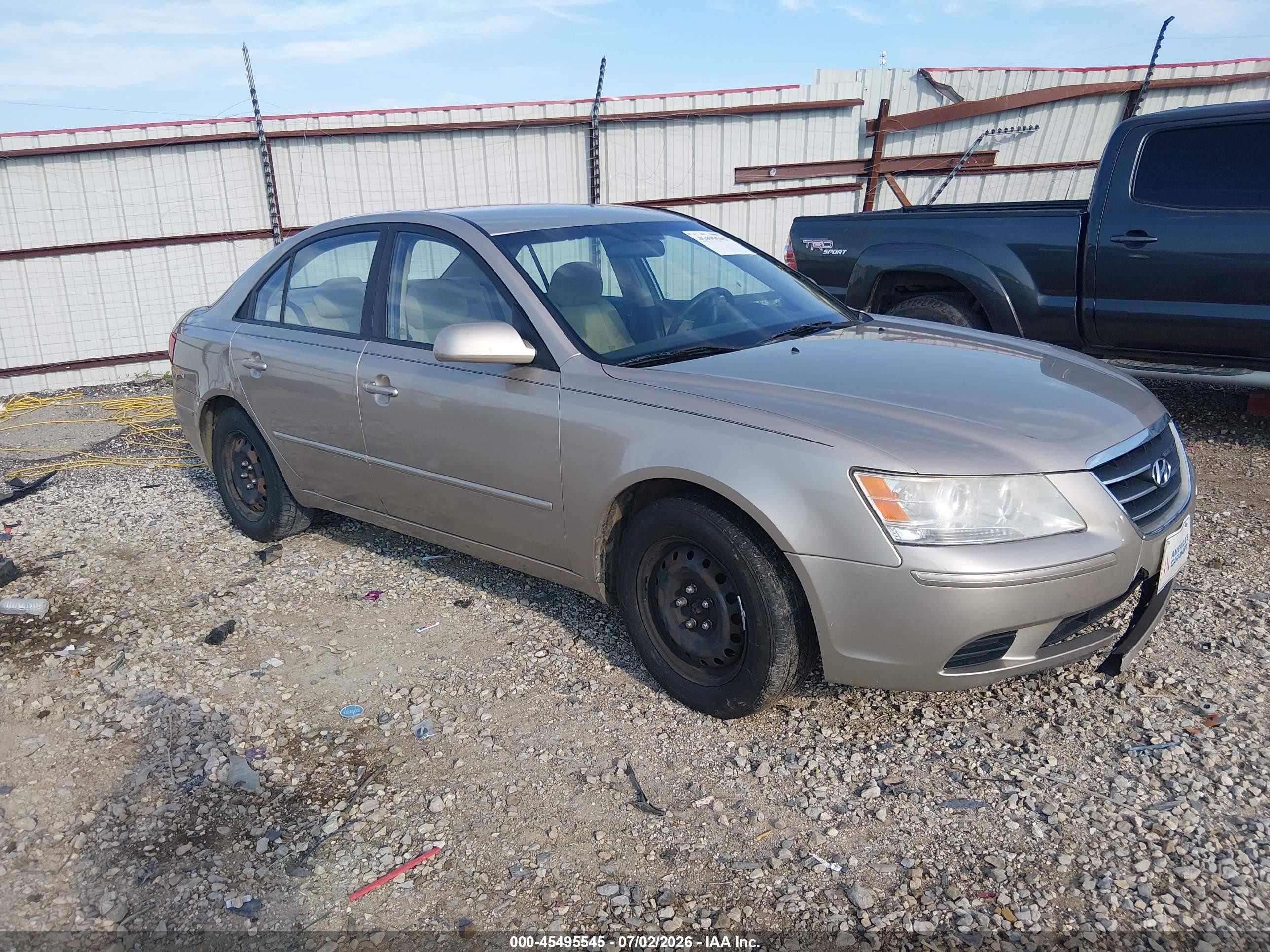 2010 Hyundai Sonata GLS, VIN 5NPET4ACXAH592265 — Перед