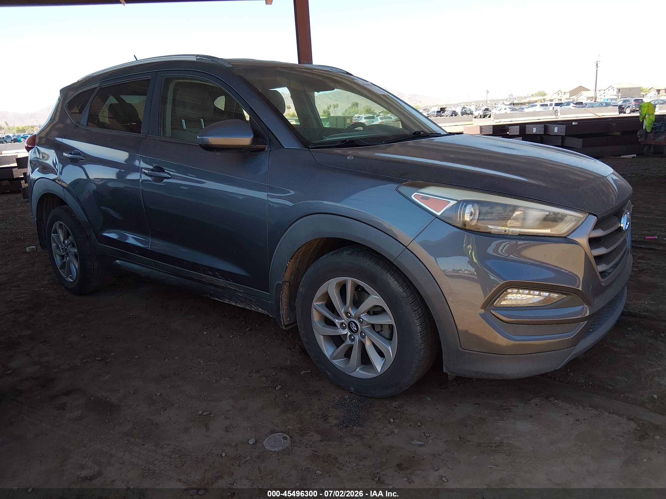 2016 Hyundai Tucson SE, VIN KM8J33A48GU180812 — Not stated