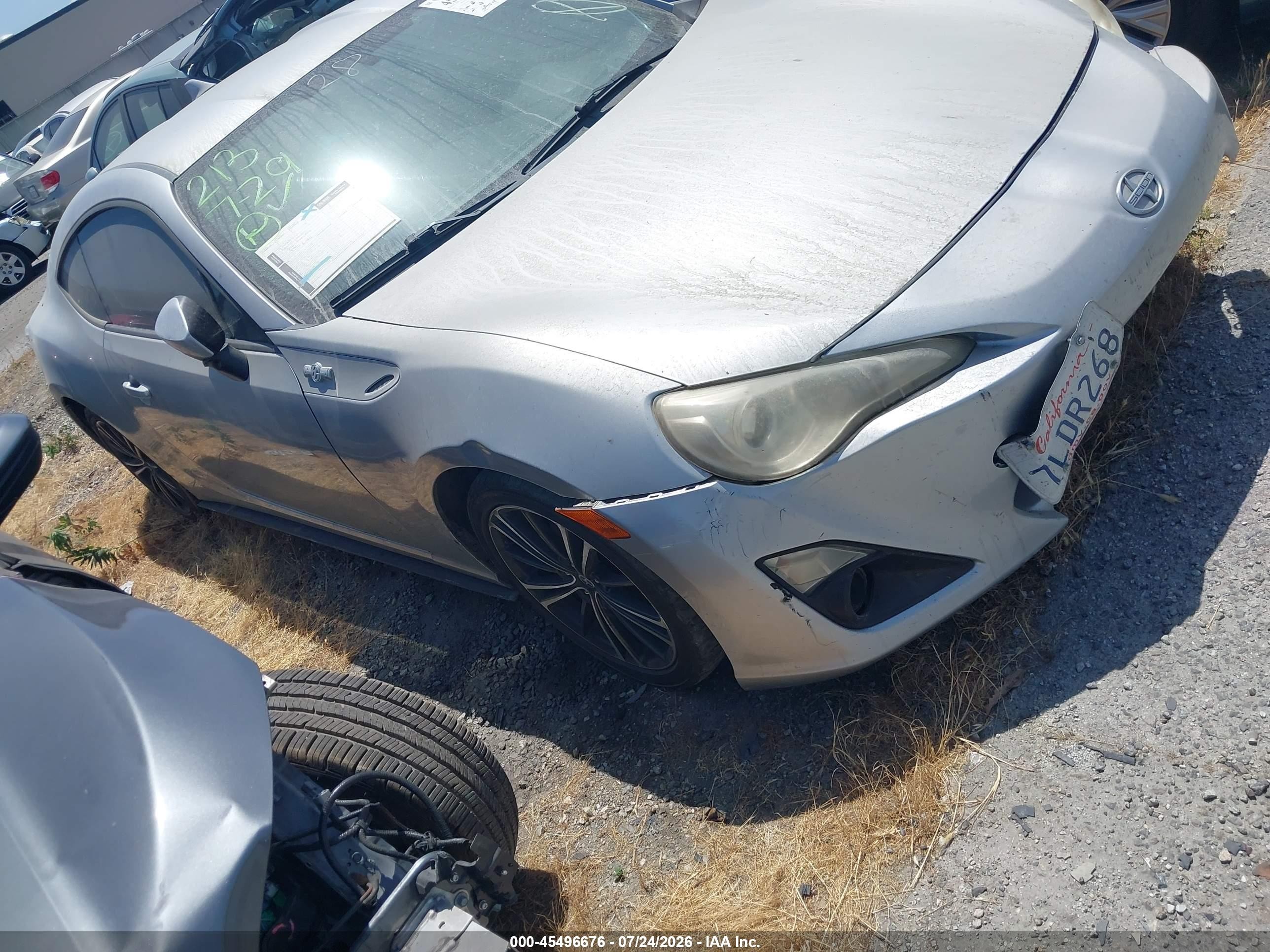 2015 Scion FR-S, VIN JF1ZNAA15F9708695 — Front end